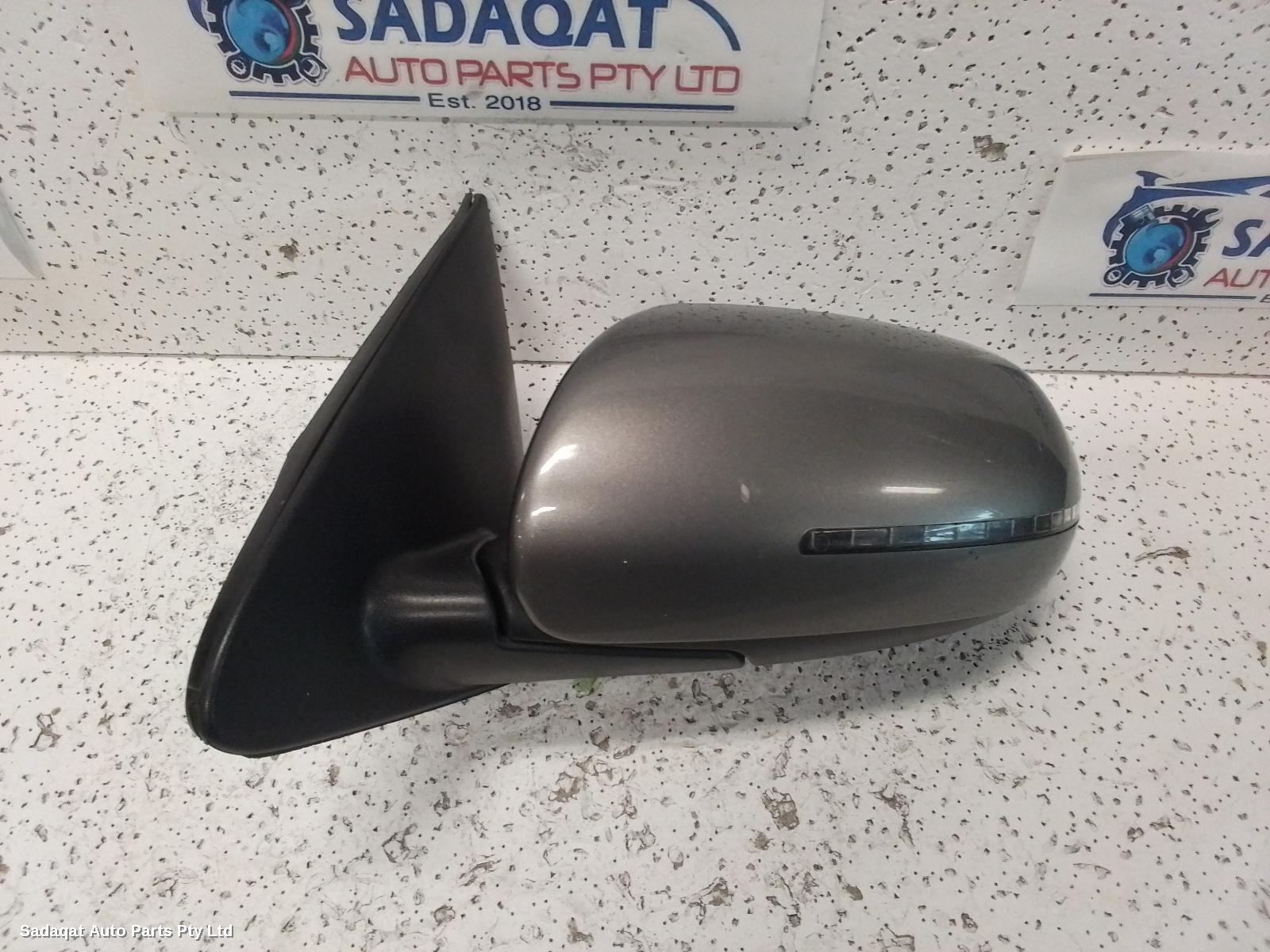 Kia Cerato Left Door Mirror