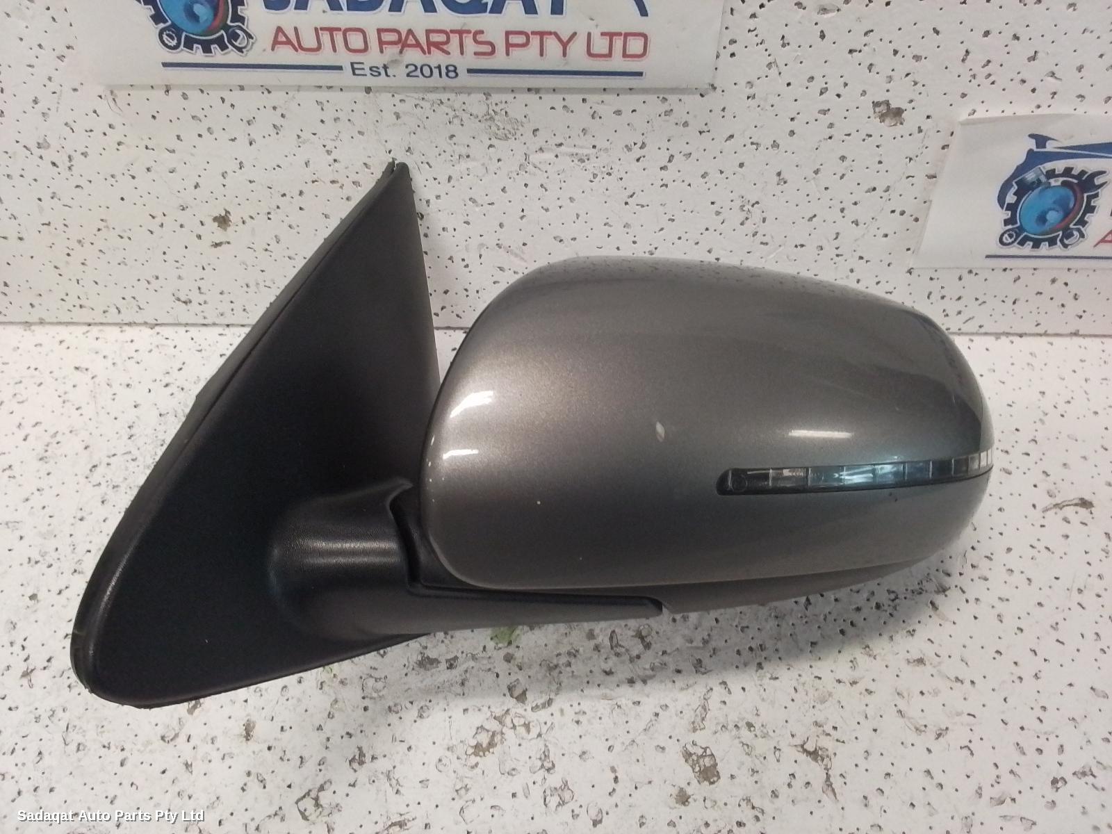 Kia Cerato Left Door Mirror