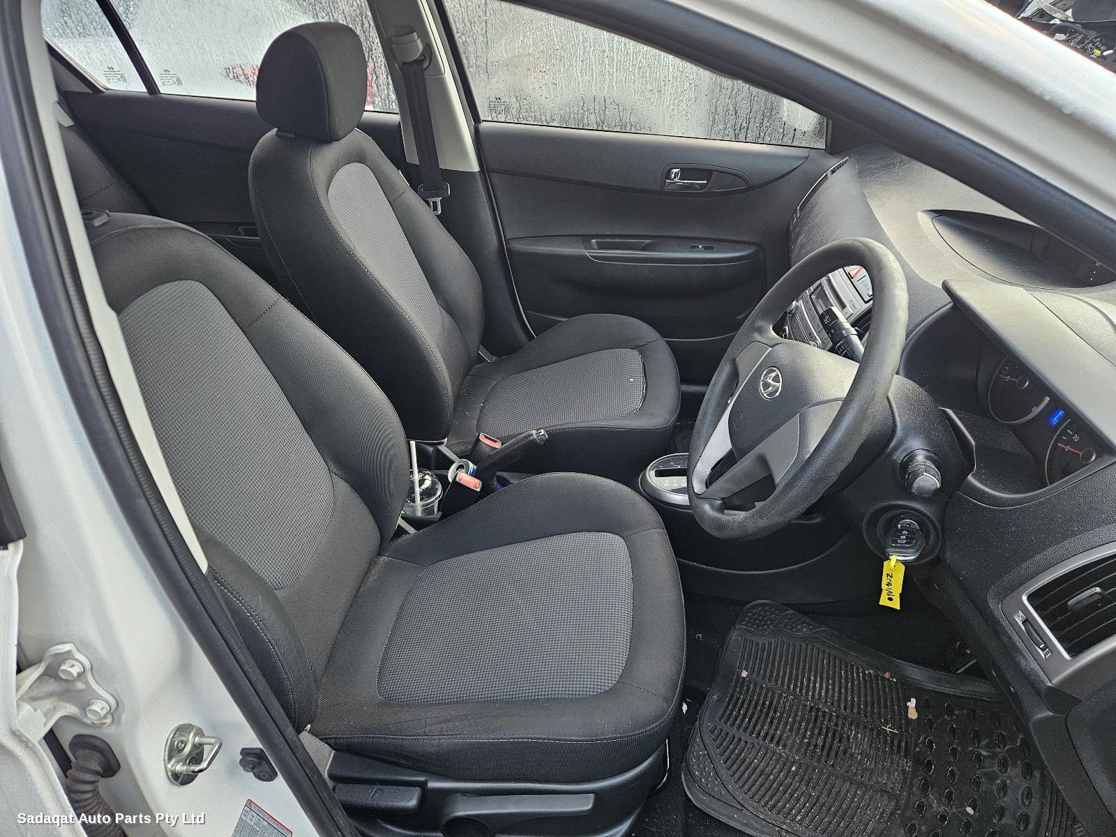 Hyundai I20 Sunvisor