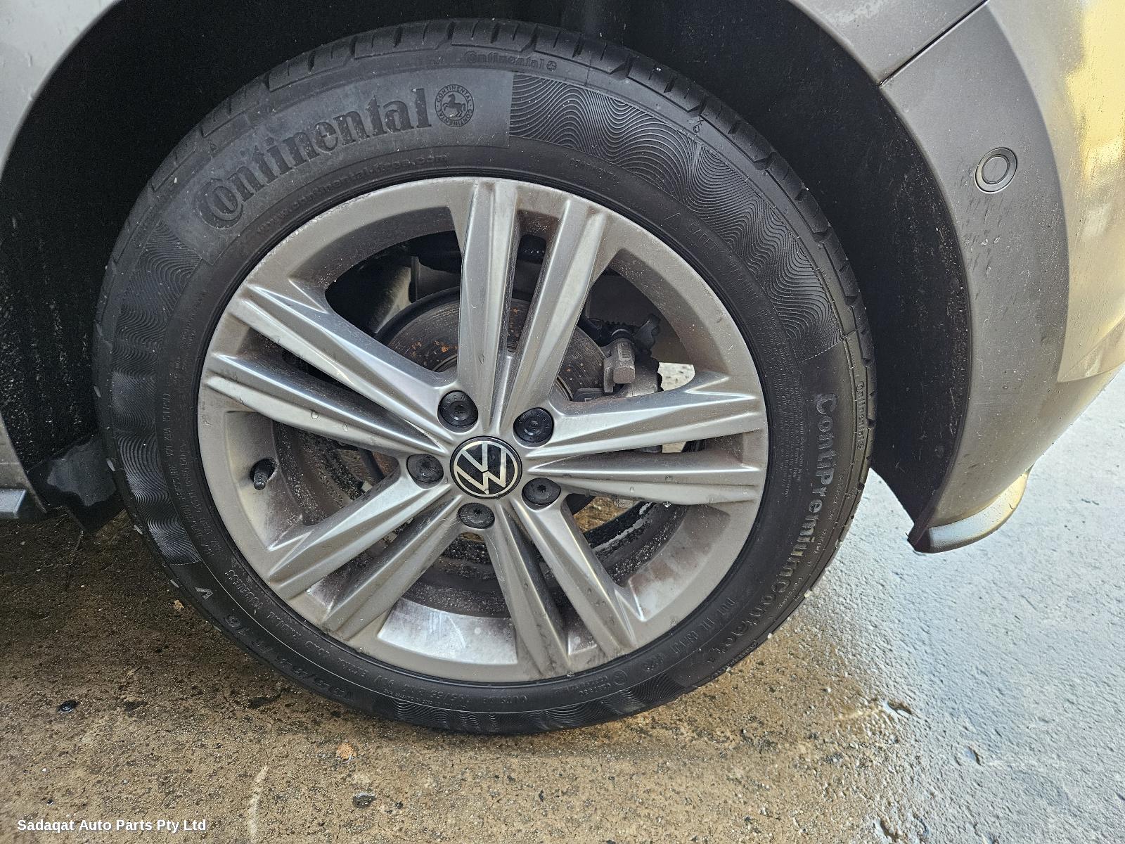 Volkswagen Polo Right Front Door