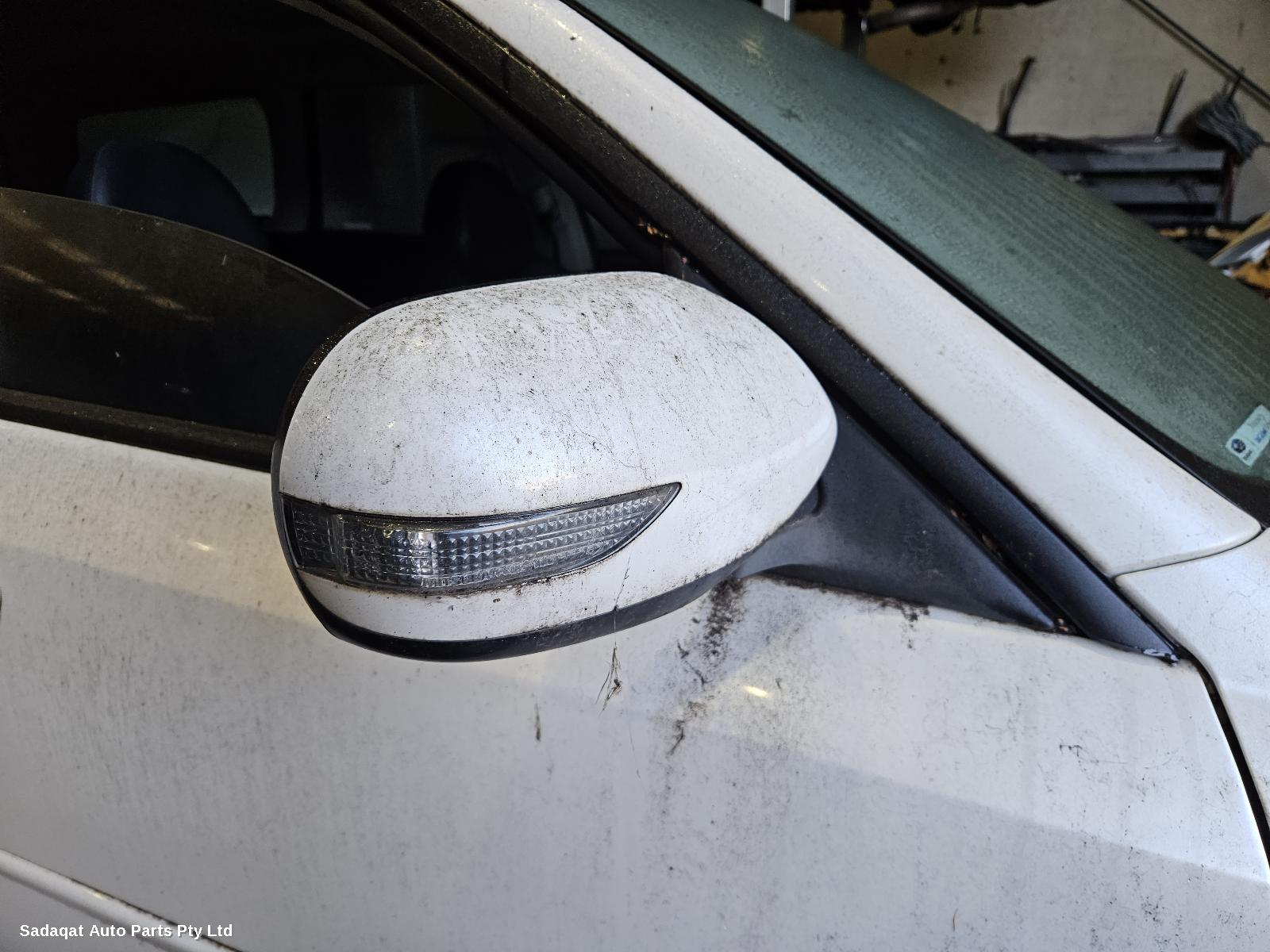 Subaru Liberty Right Door Mirror
