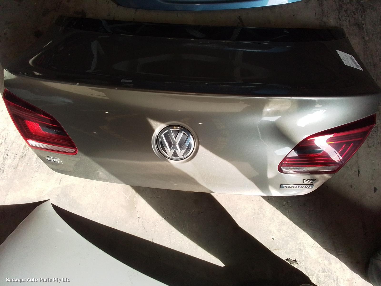 Volkswagen Passat Bootlid/tailgate