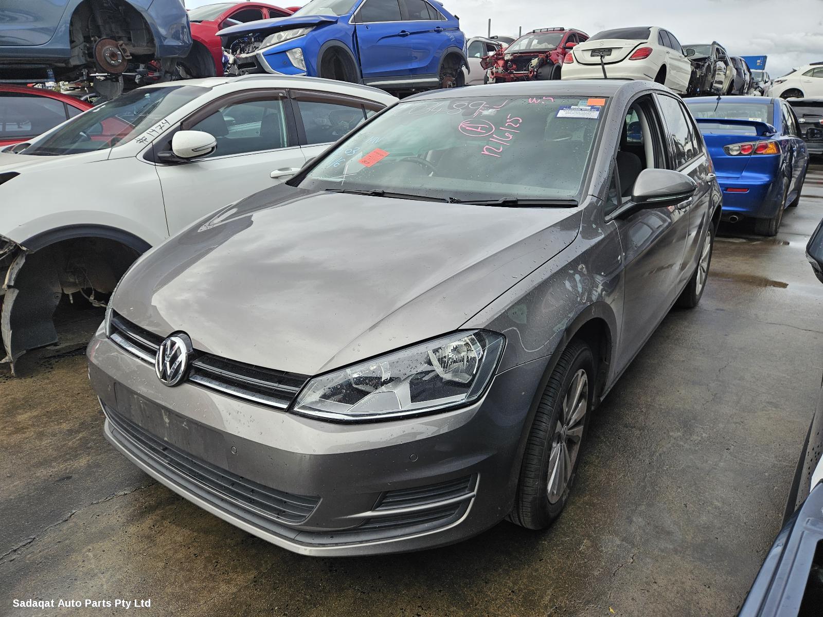 Volkswagen Golf Overflow Bottle