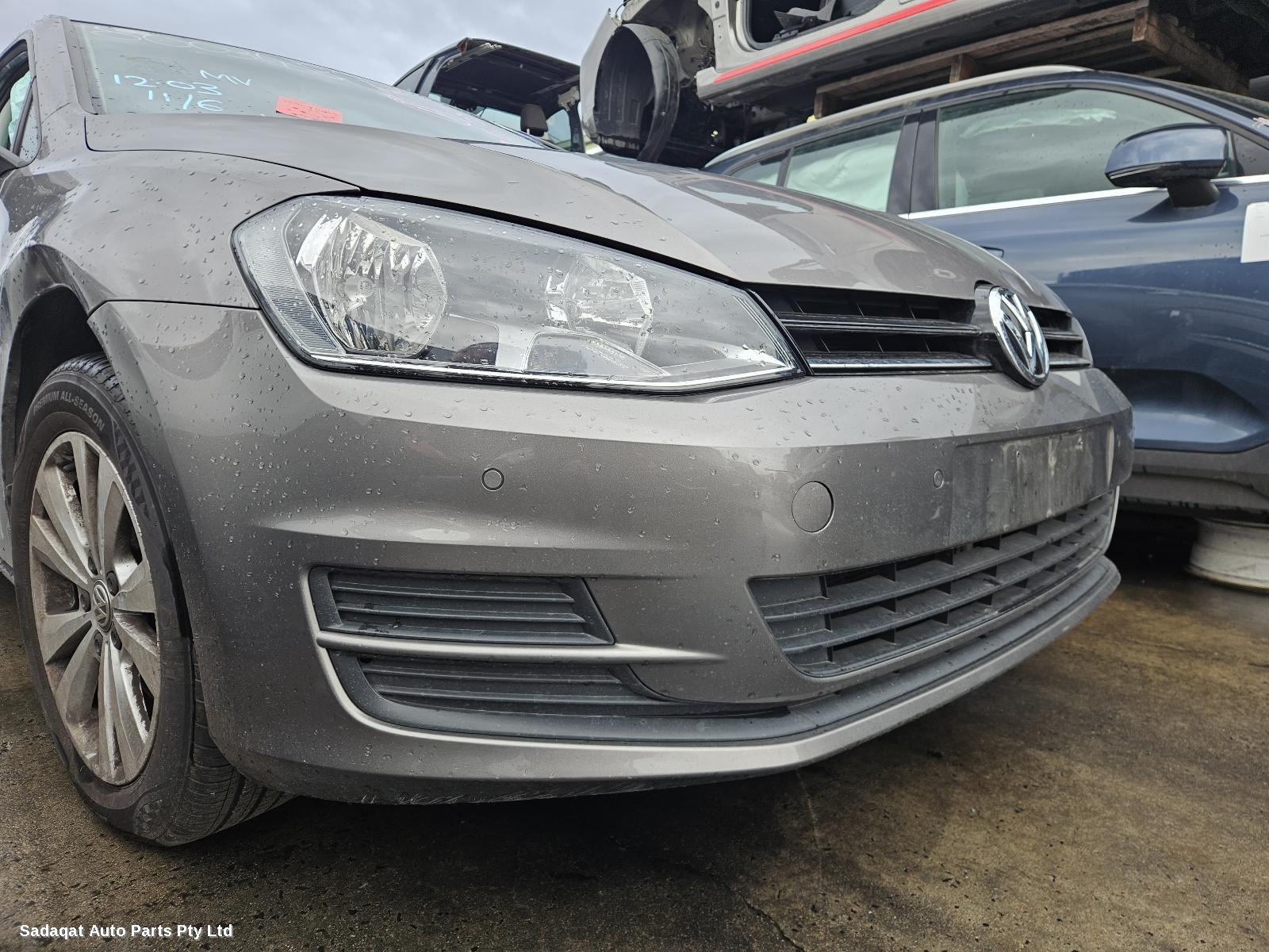 Volkswagen Golf Overflow Bottle