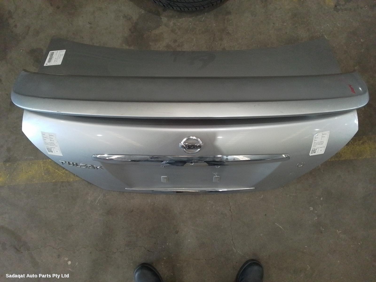 Nissan Pulsar Bootlid/tailgate