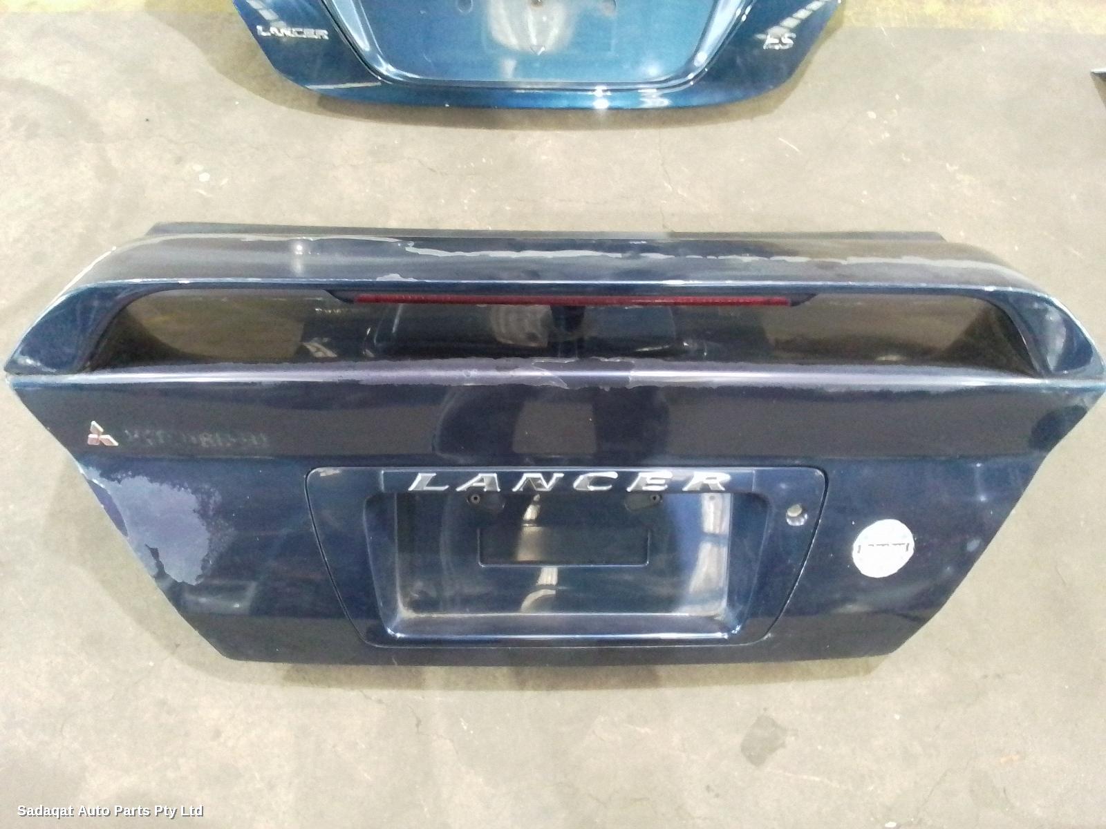 Mitsubishi Lancer Bootlid/tailgate