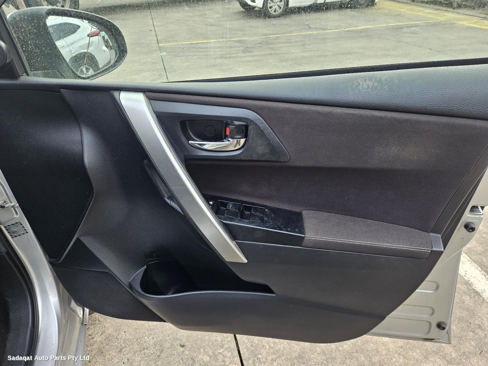 Toyota Corolla Right Headlamp