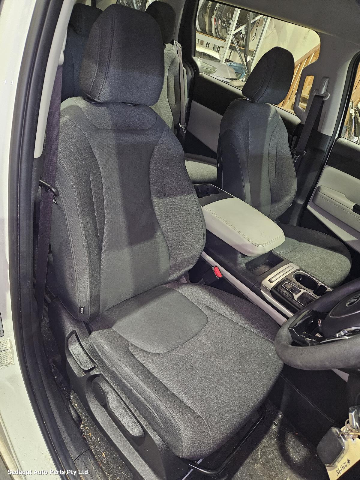 Kia Carnival/grand Carnival 3rd Seat