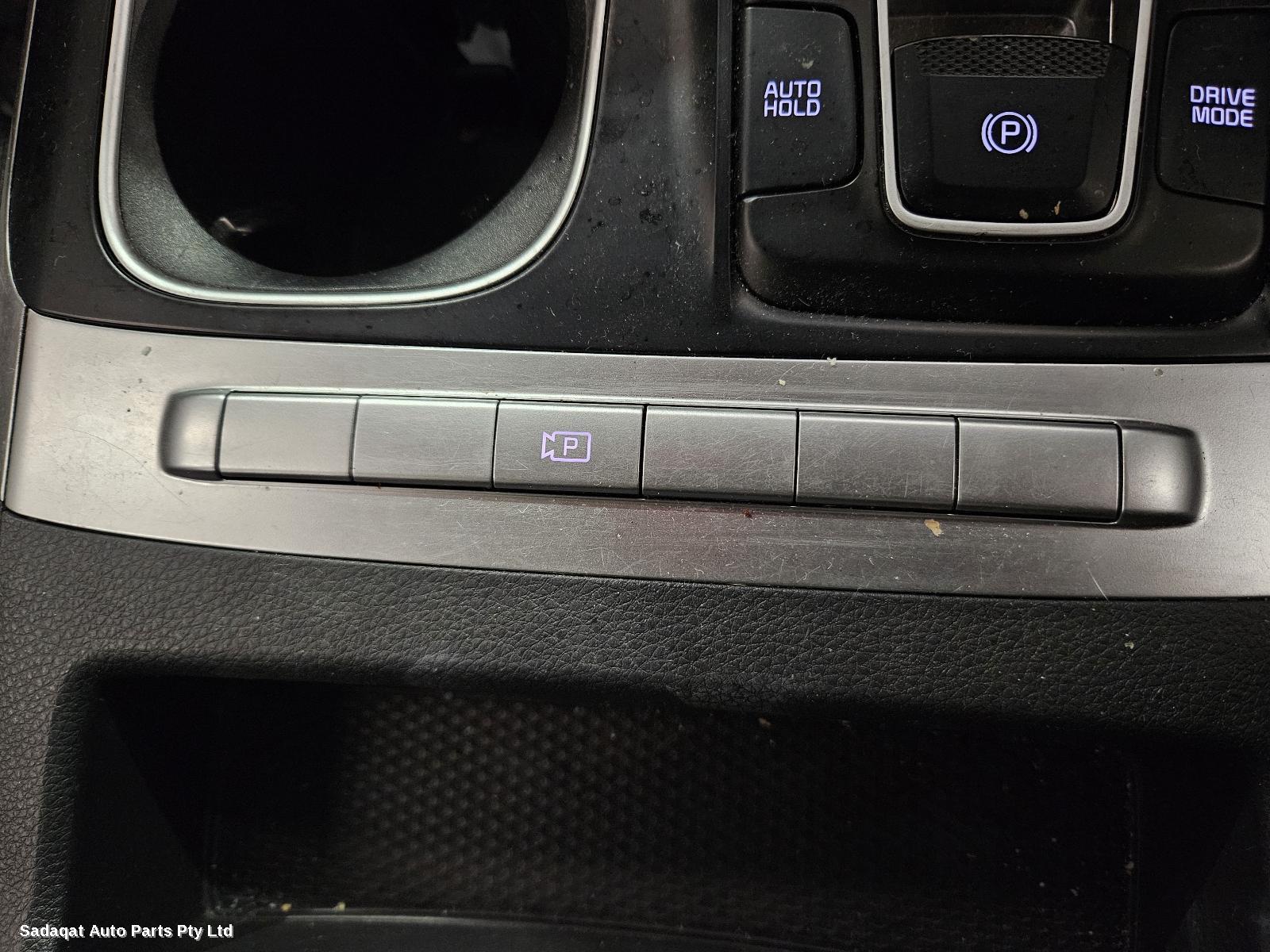 Kia Carnival/grand Carnival 3rd Seat