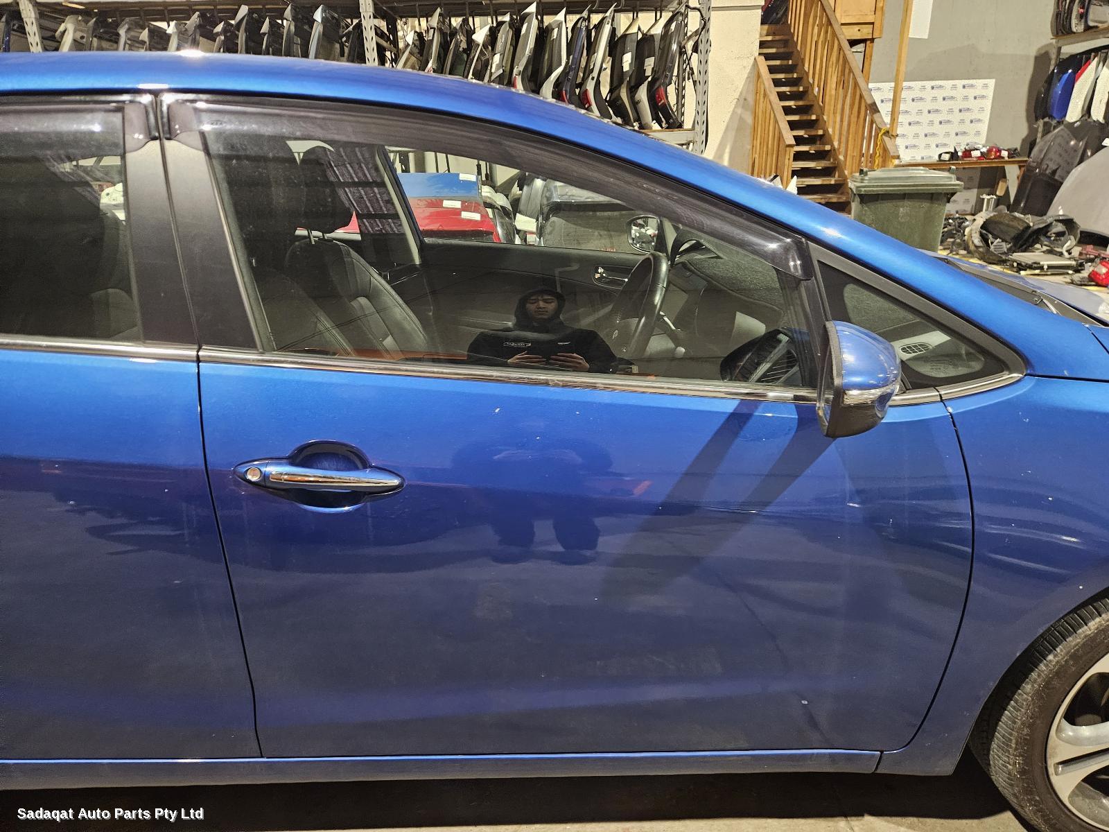 Kia Cerato Hatch Strut