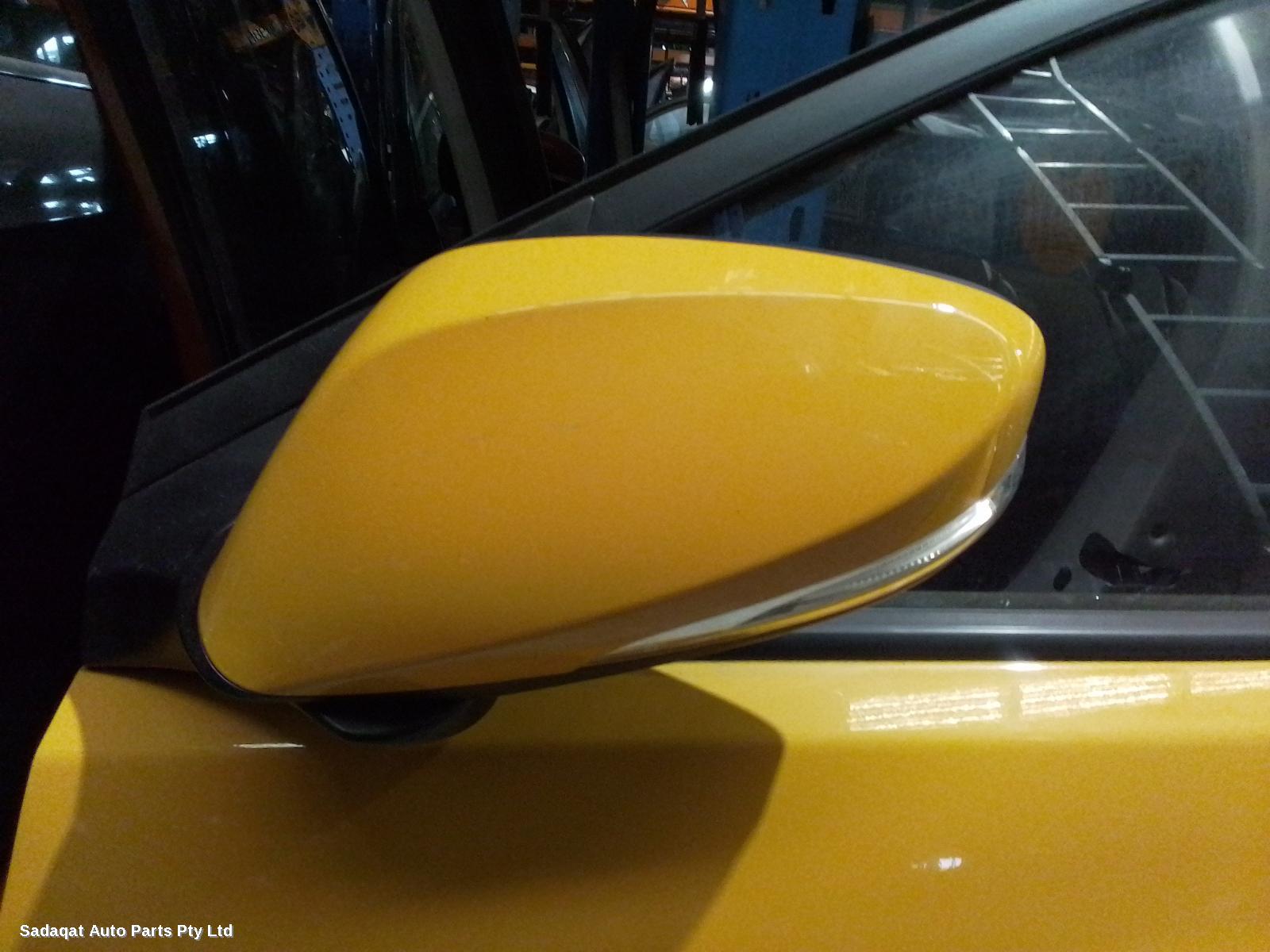 Hyundai Accent Left Door Mirror