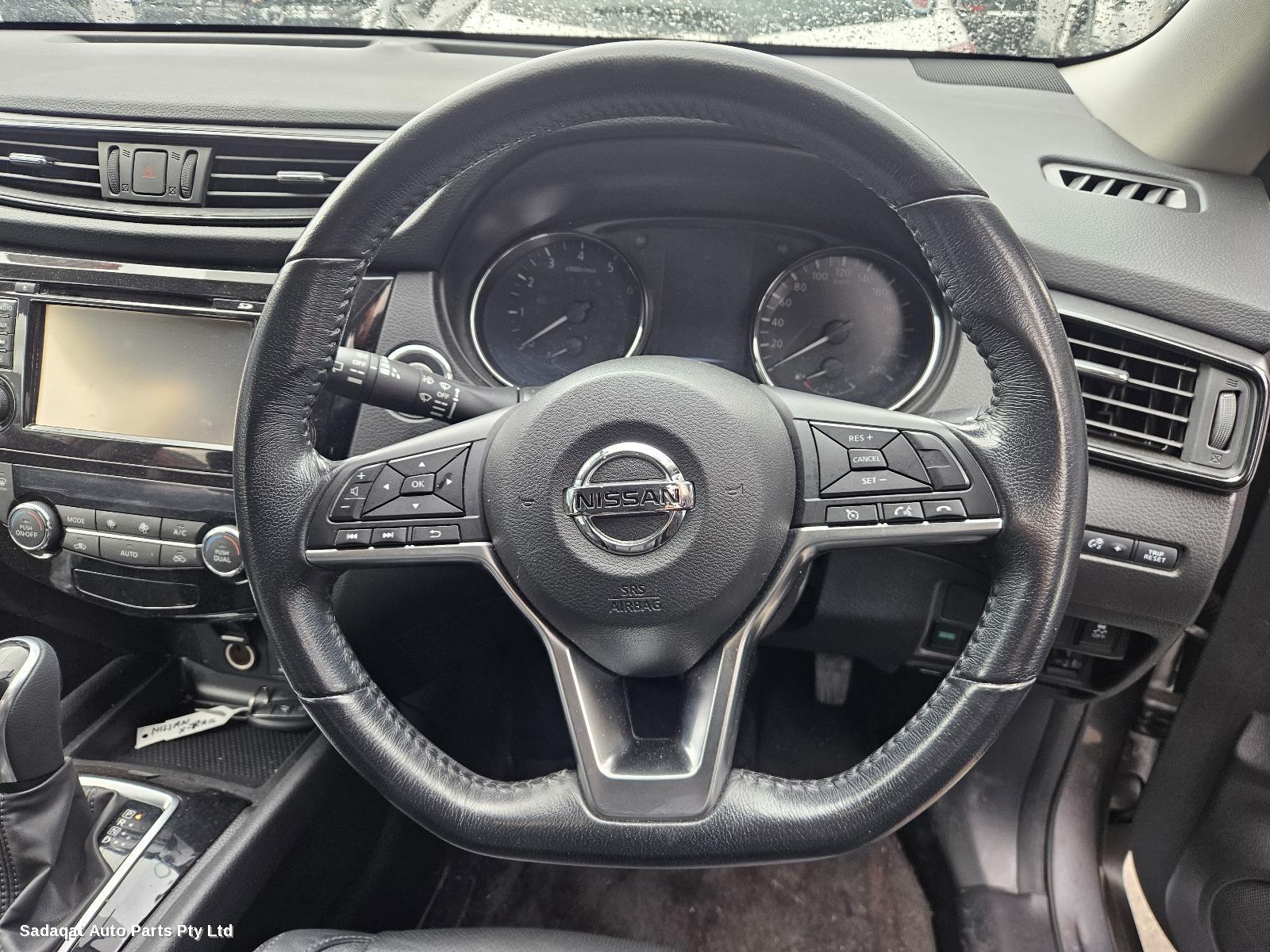 Nissan Xtrail Right Rear Door Window