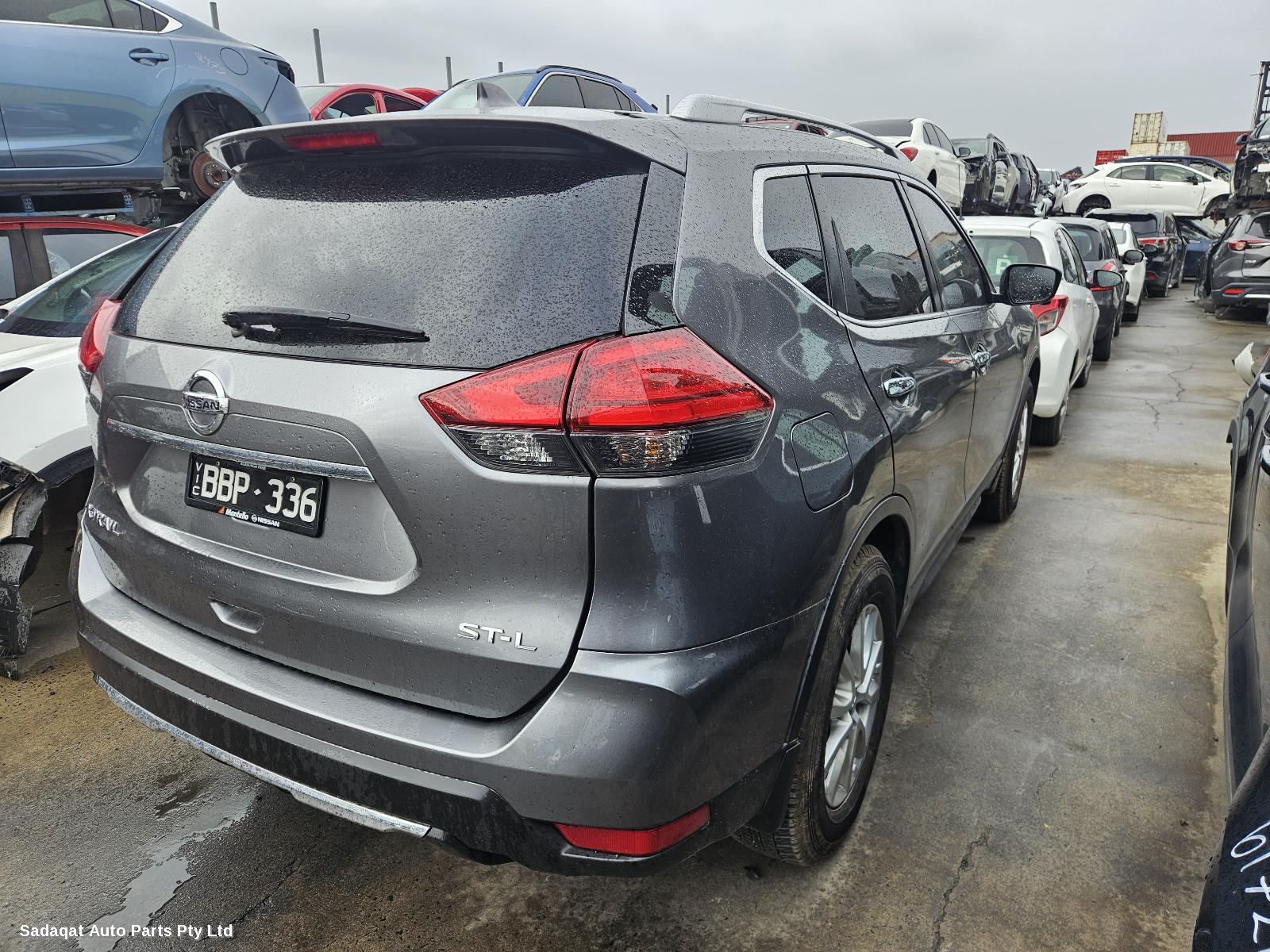 Nissan Xtrail Right Rear Door Window