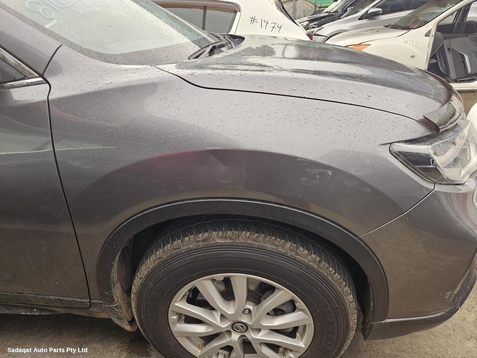 Nissan Xtrail Right Rear Door Window