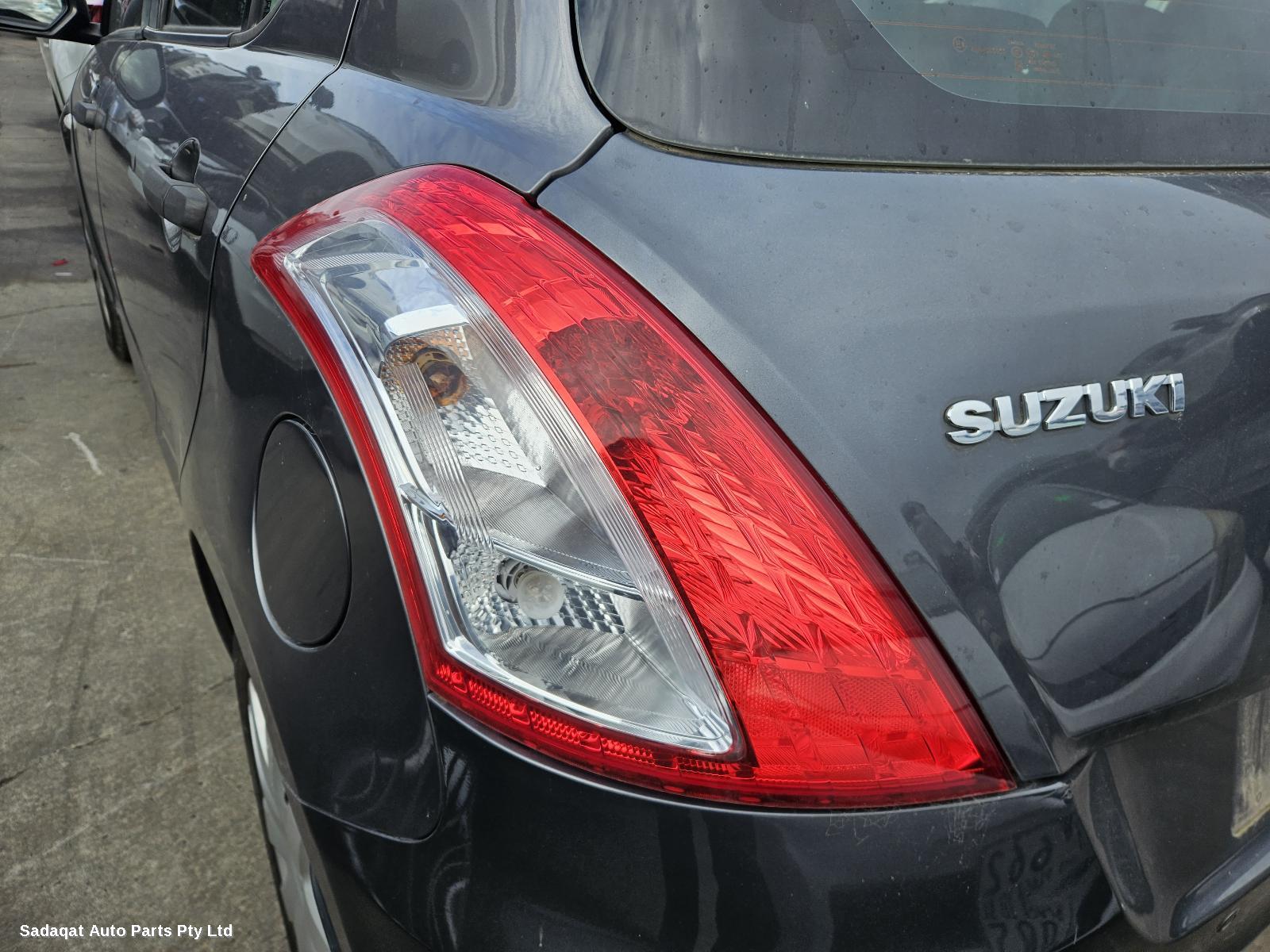 Suzuki Swift Right Guard