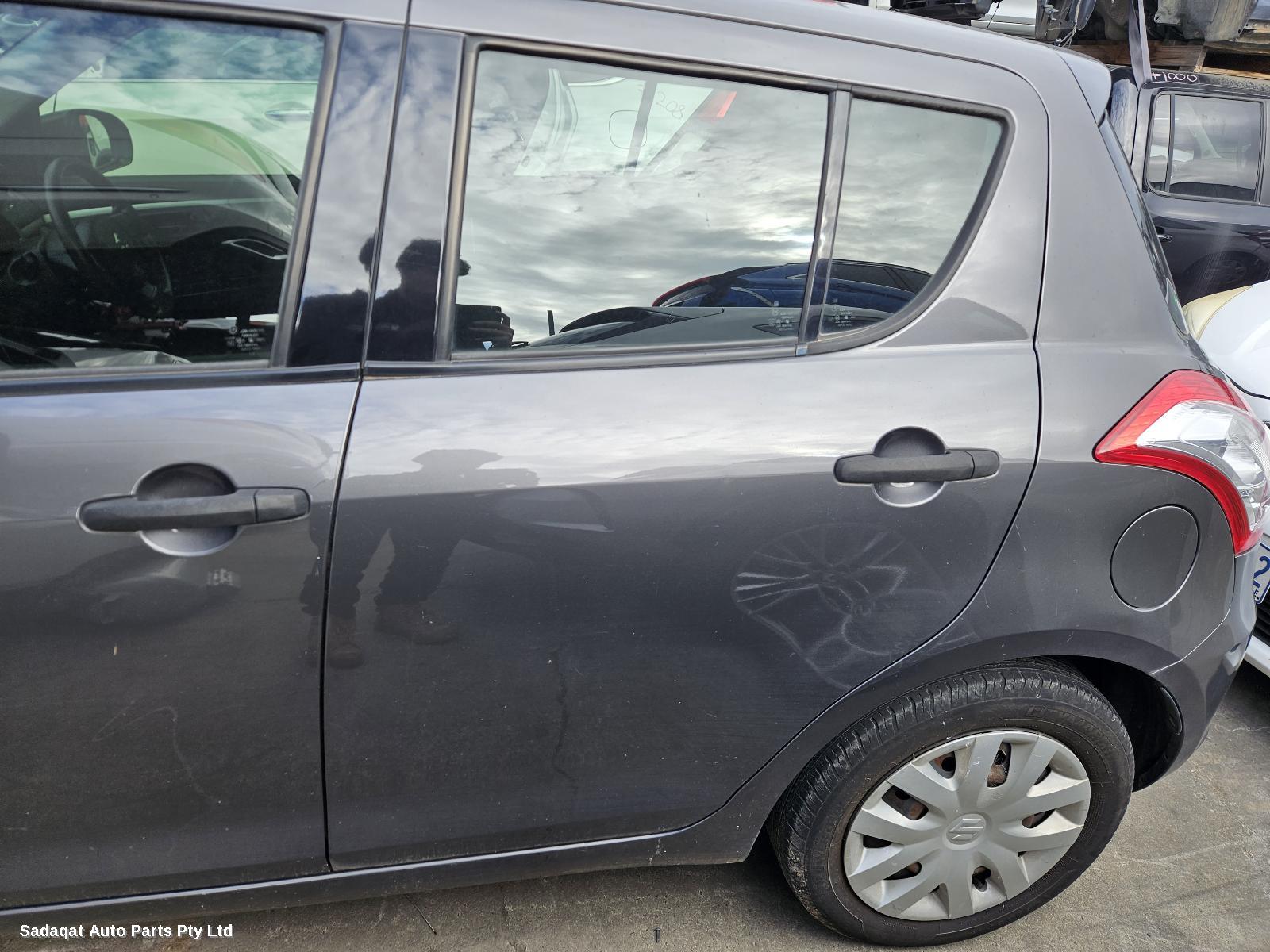 Suzuki Swift Right Guard