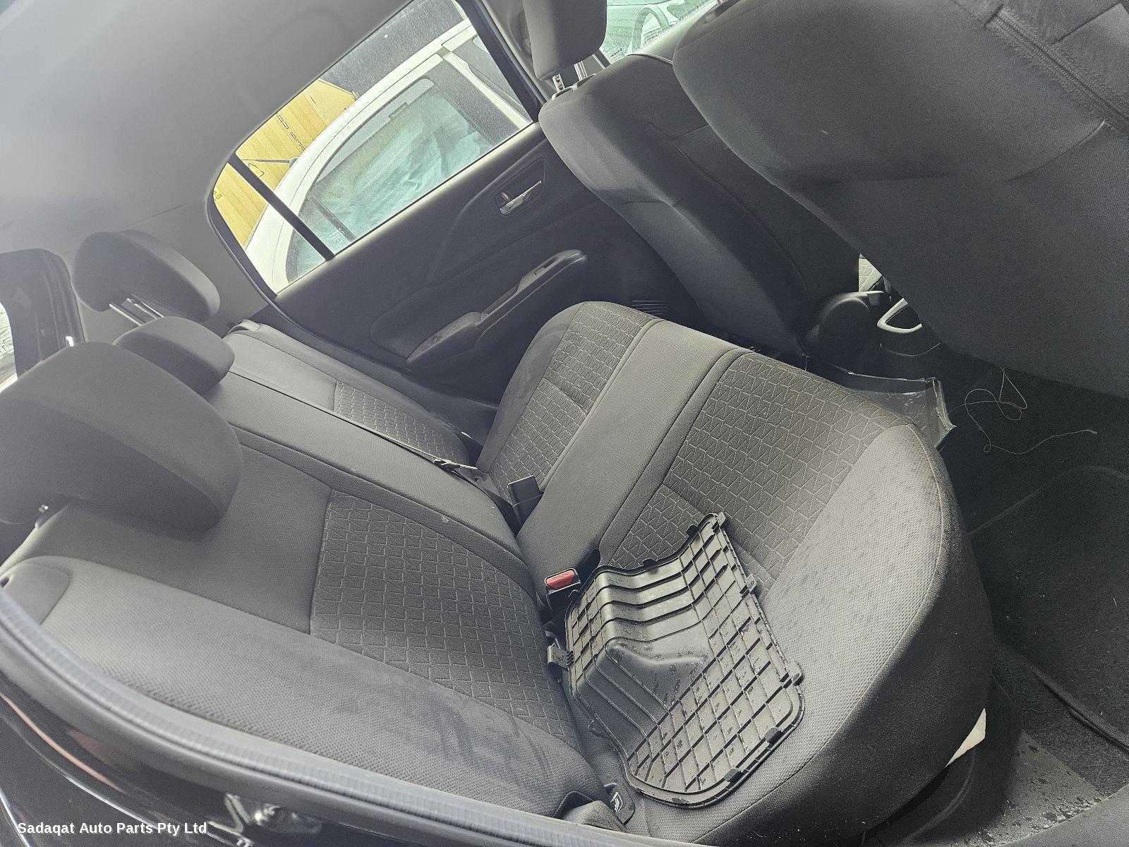 Suzuki Swift Bonnet Lock/support