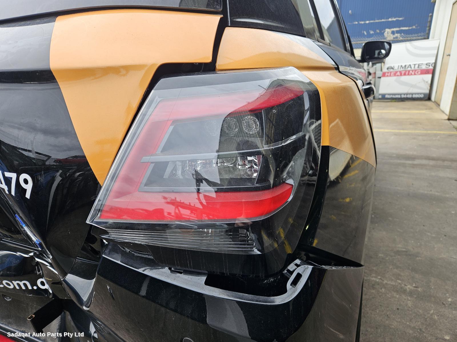 Suzuki Swift Bonnet Lock/support