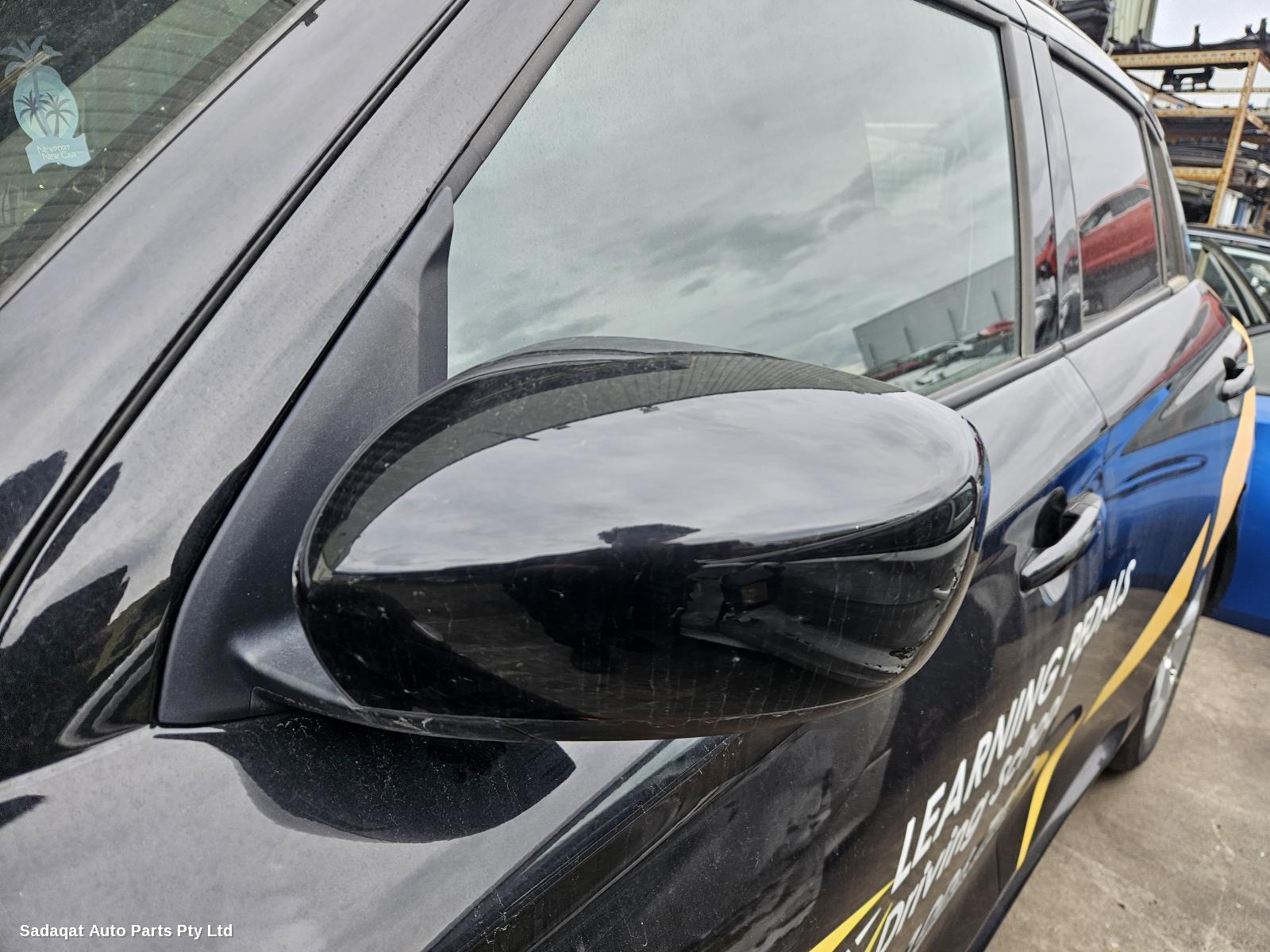 Suzuki Swift Bonnet Lock/support