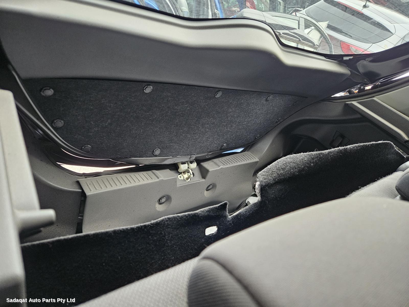 Suzuki Swift Bonnet Lock/support