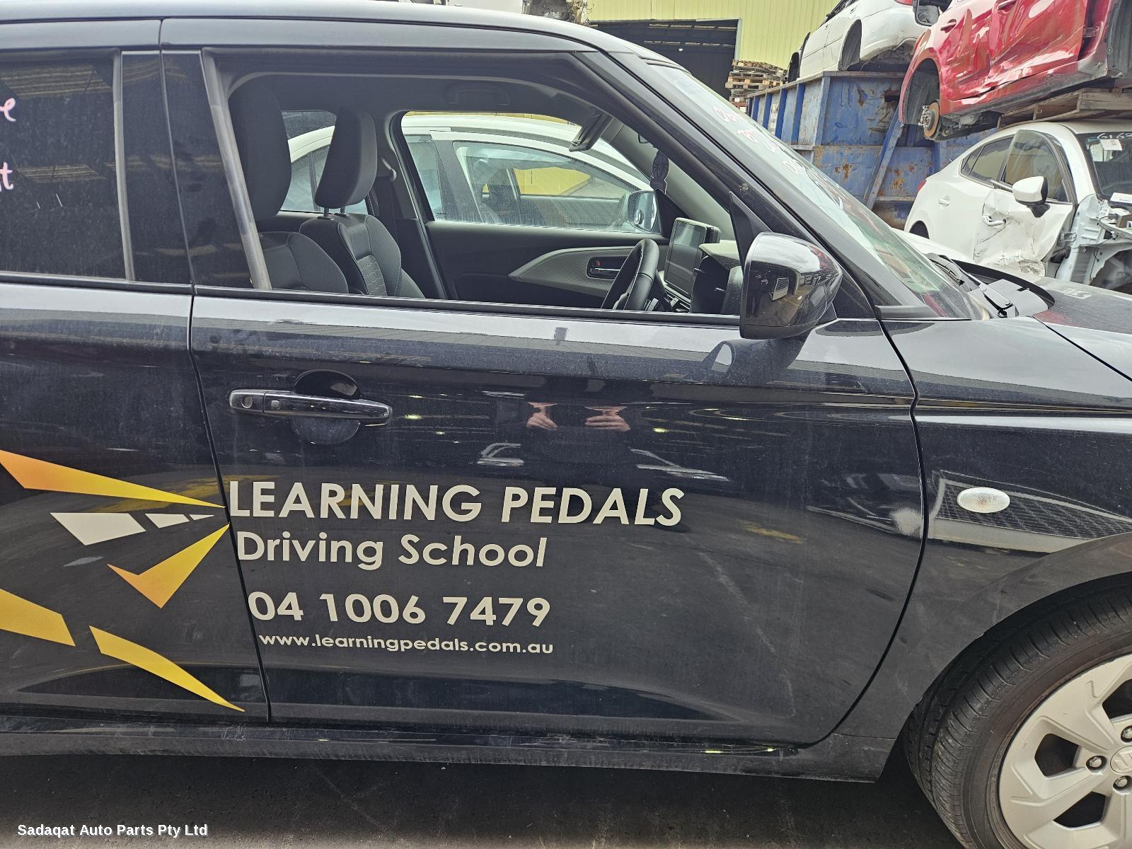 Suzuki Swift Bonnet Lock/support