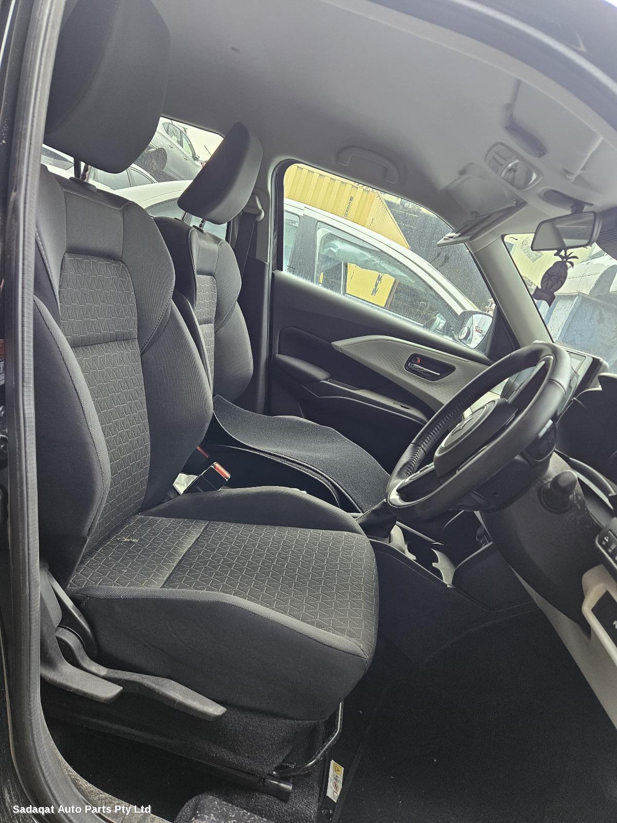 Suzuki Swift Bonnet Lock/support