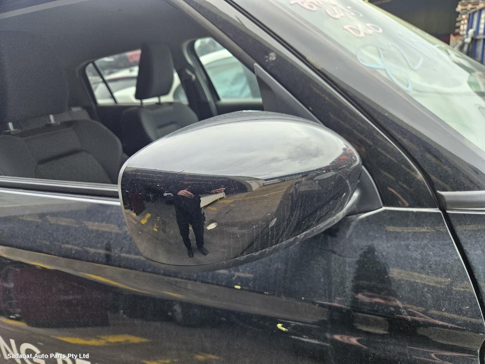 Suzuki Swift Bonnet Lock/support