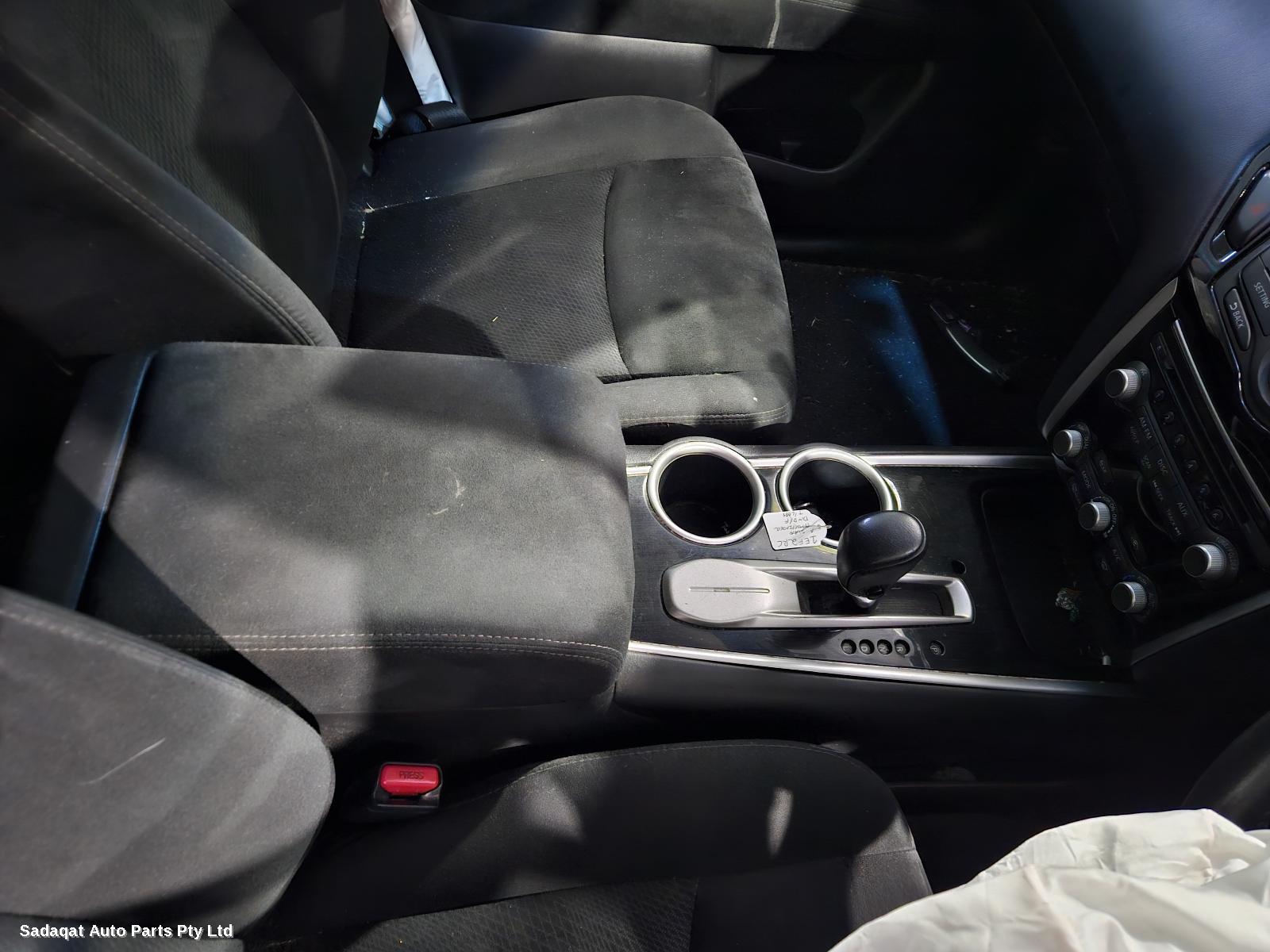 Nissan Pathfinder Rear Bumper