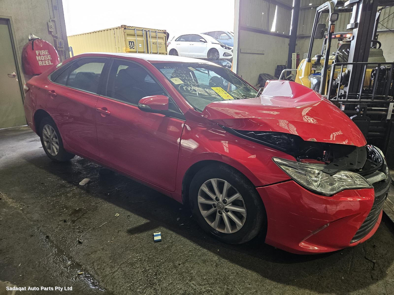 Toyota Camry Side Step/skirt