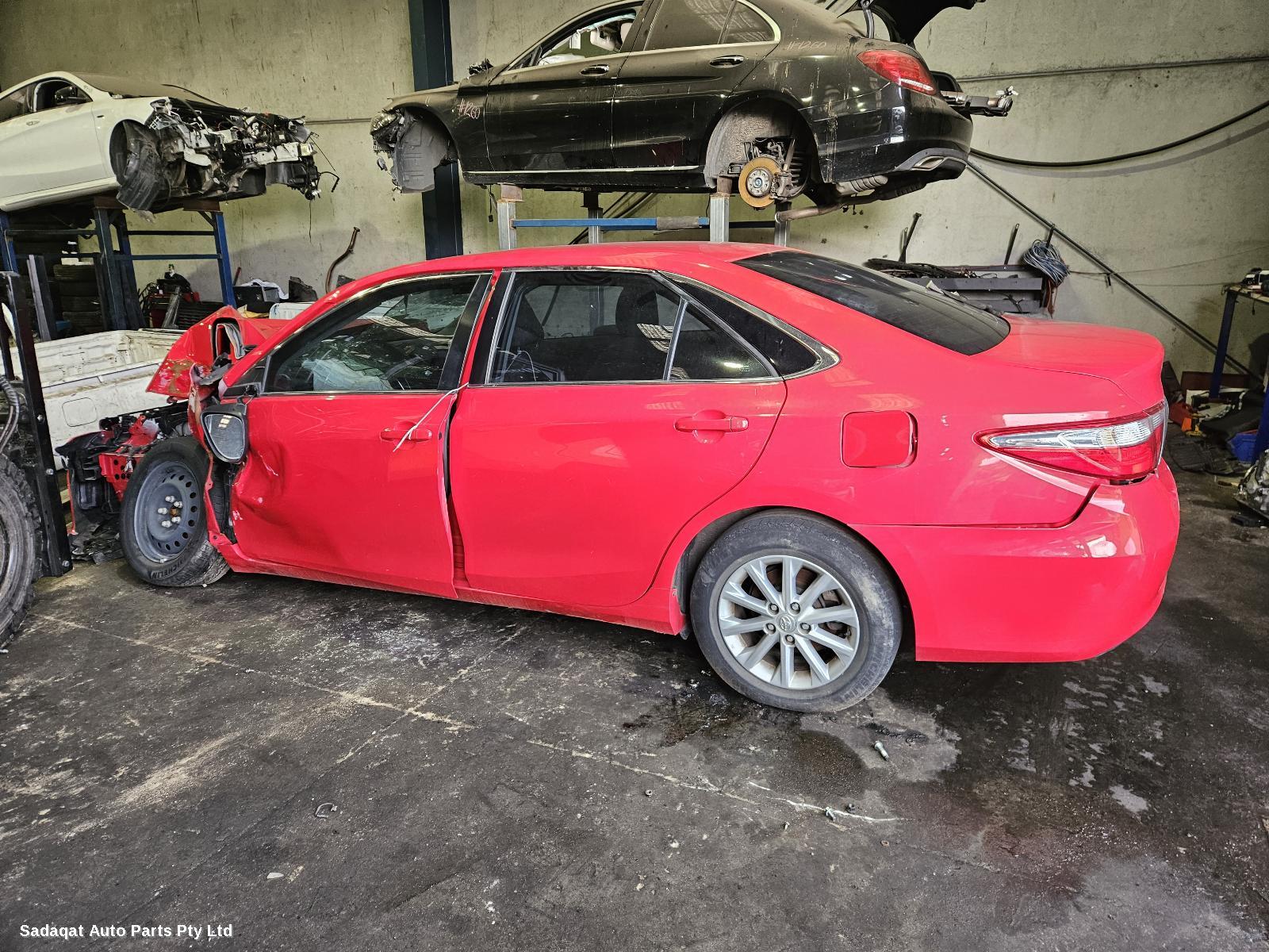 Toyota Camry Side Step/skirt