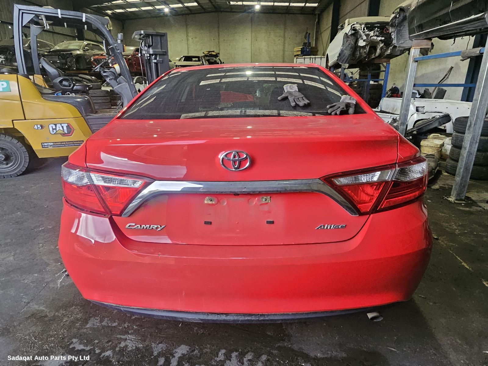 Toyota Camry Side Step/skirt