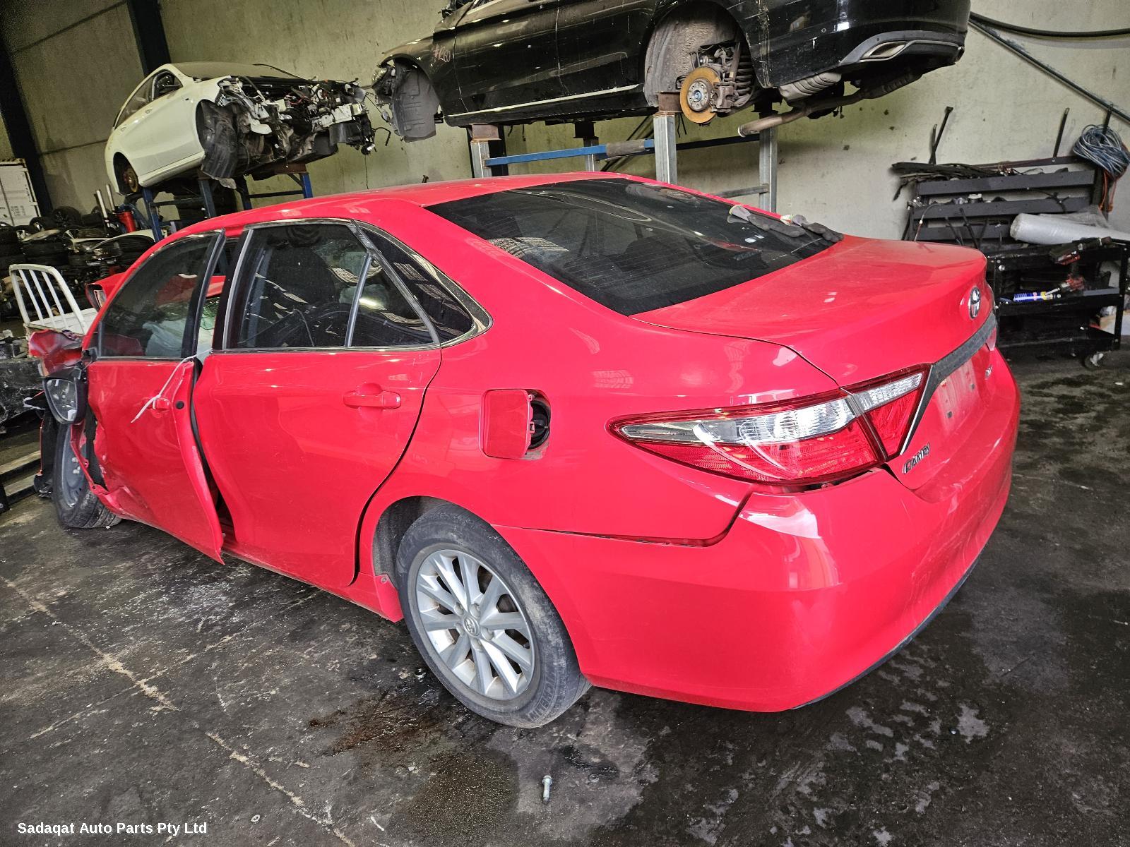 Toyota Camry Side Step/skirt