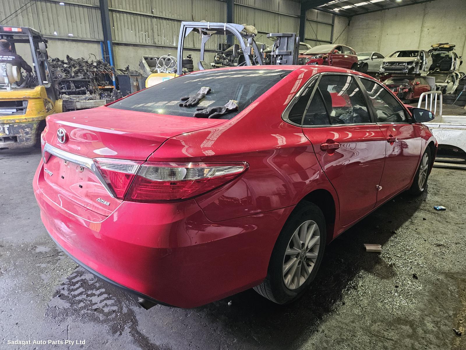 Toyota Camry Side Step/skirt