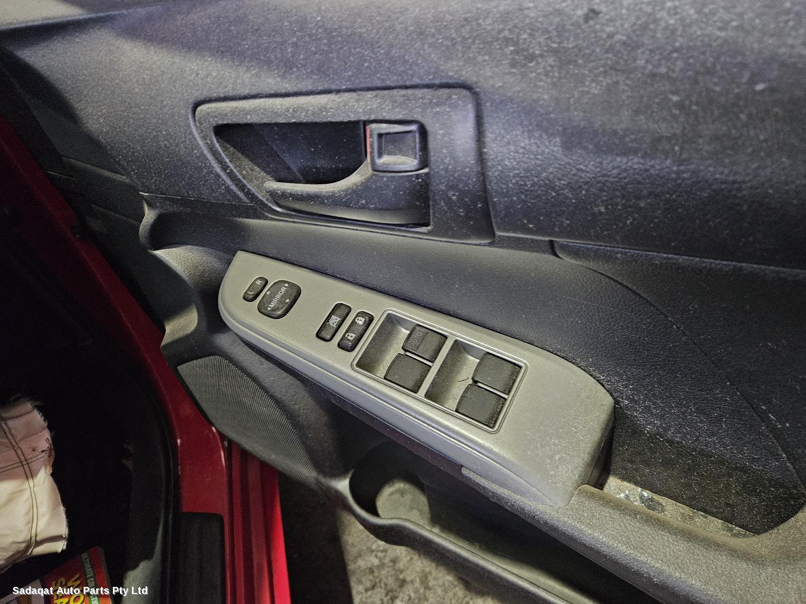 Toyota Camry Side Step/skirt