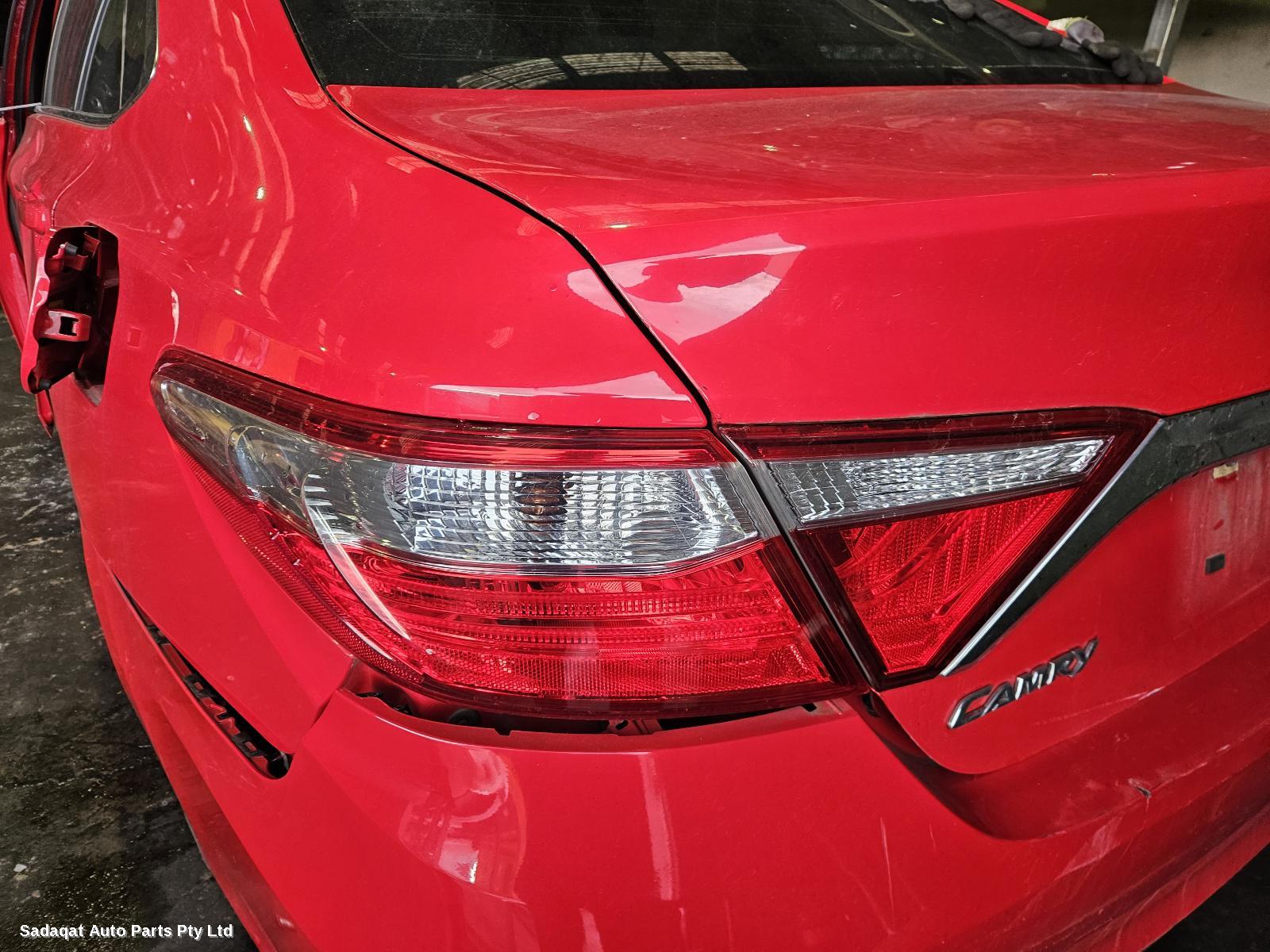 Toyota Camry Side Step/skirt