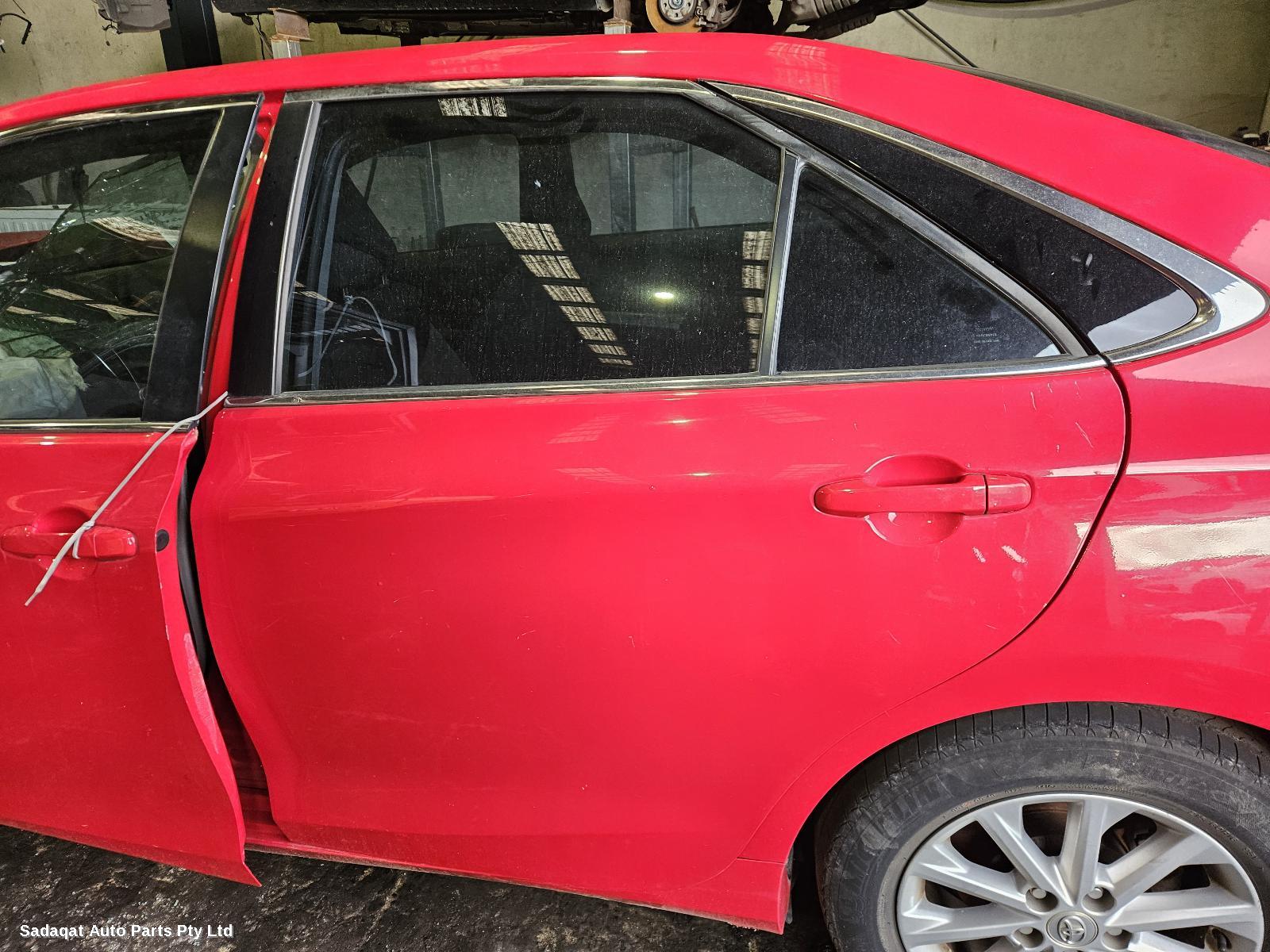 Toyota Camry Side Step/skirt