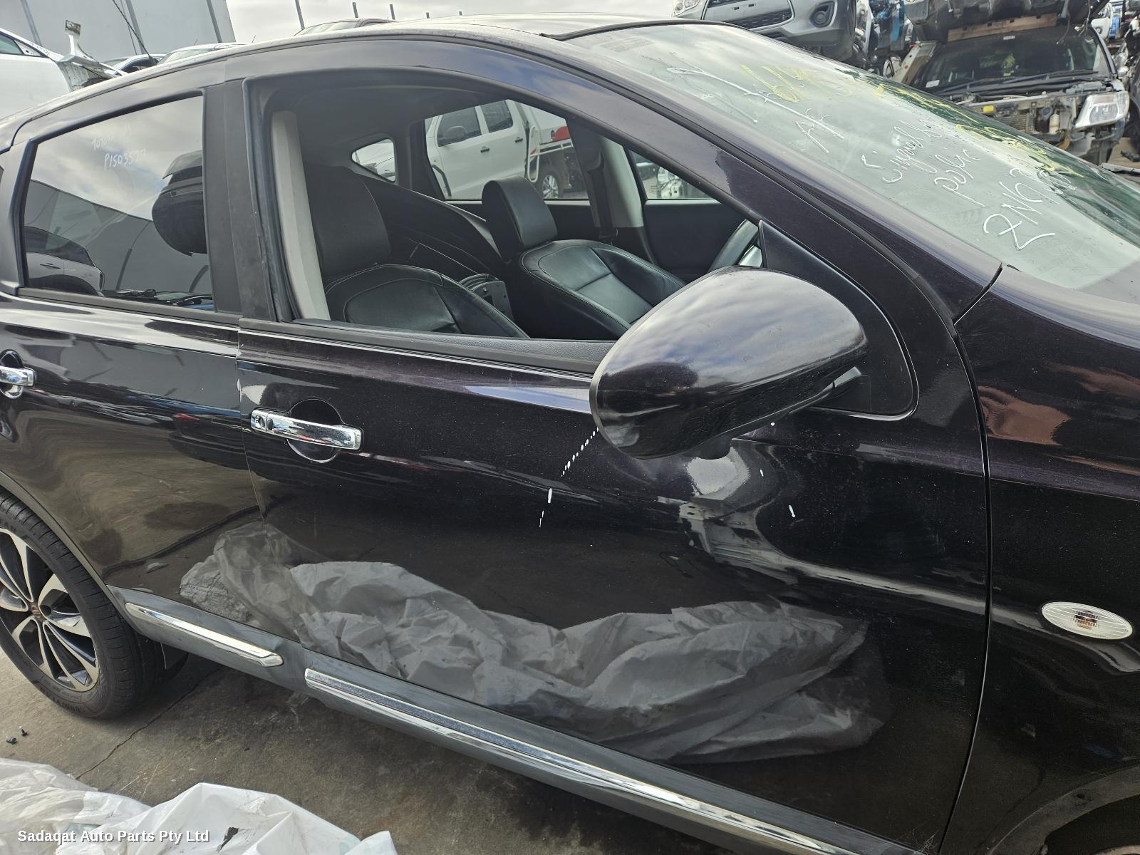 Nissan Dualis F/bar Reinforc/brack