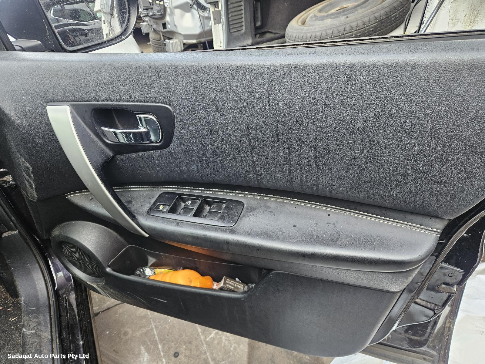 Nissan Dualis F/bar Reinforc/brack