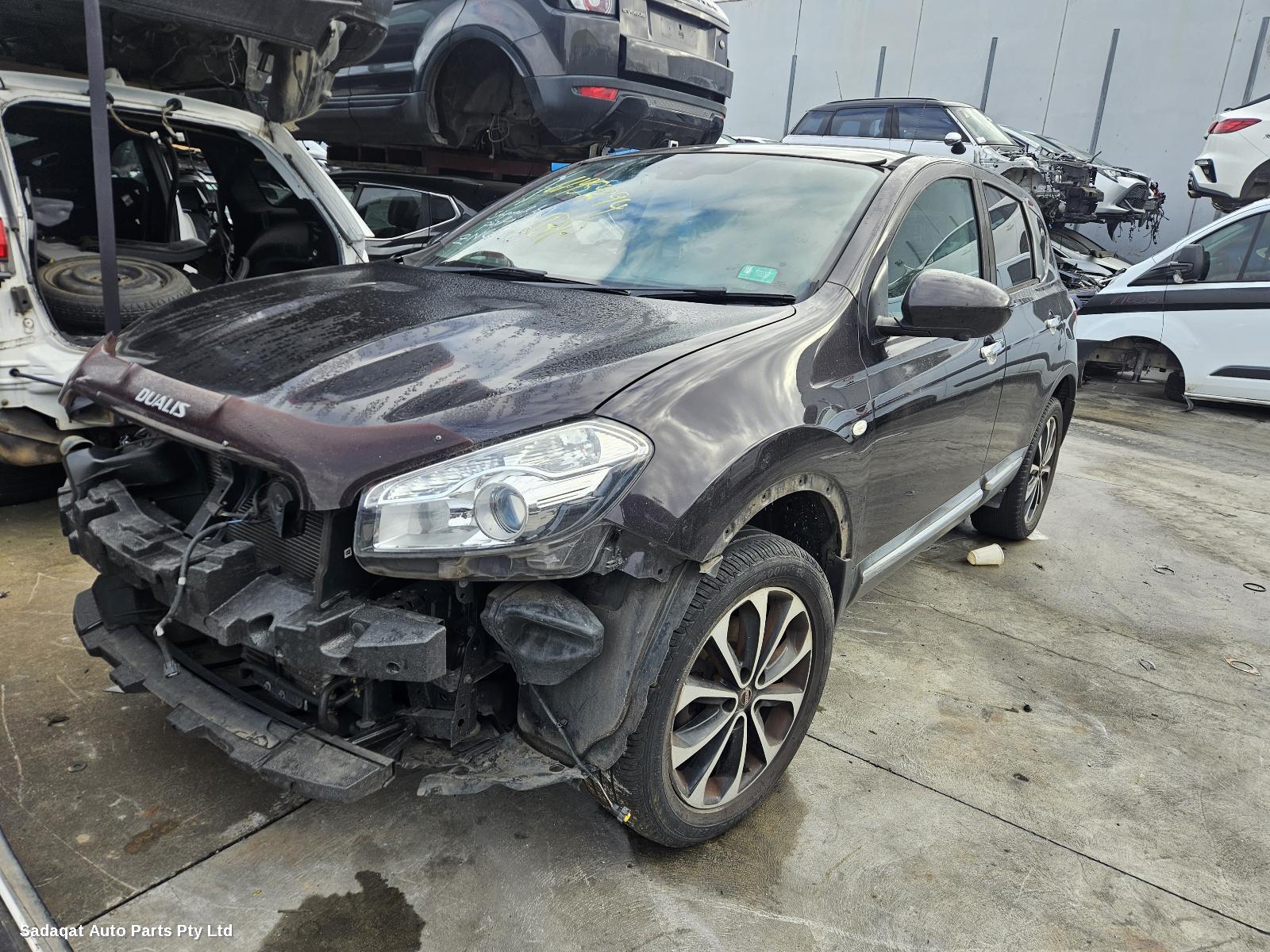 Nissan Dualis F/bar Reinforc/brack