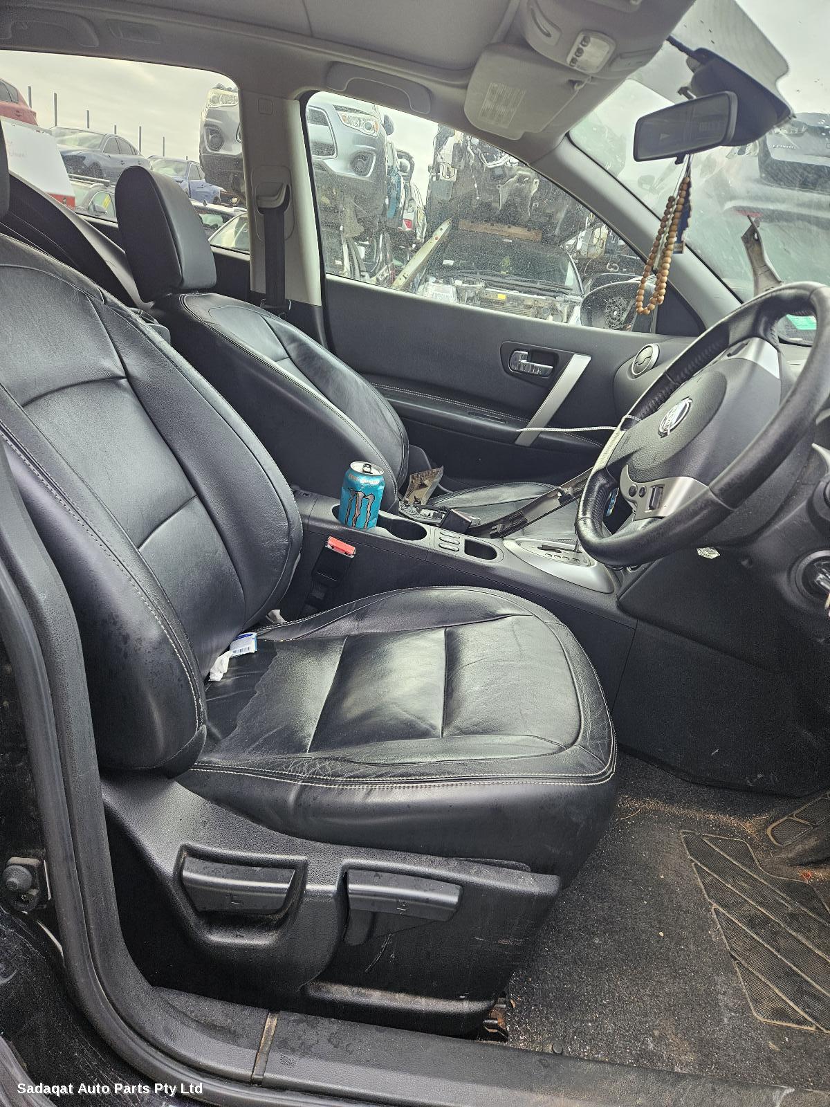 Nissan Dualis F/bar Reinforc/brack