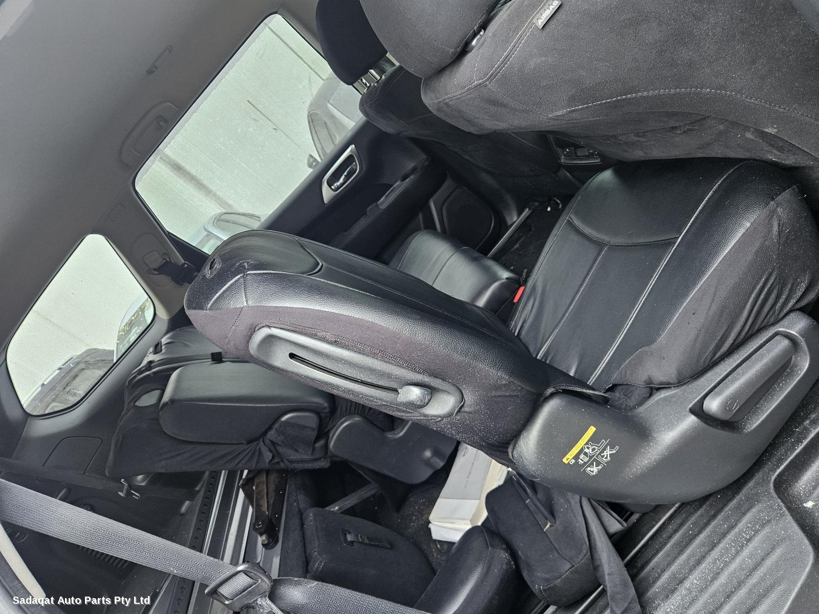 Nissan Pathfinder Rear Bumper