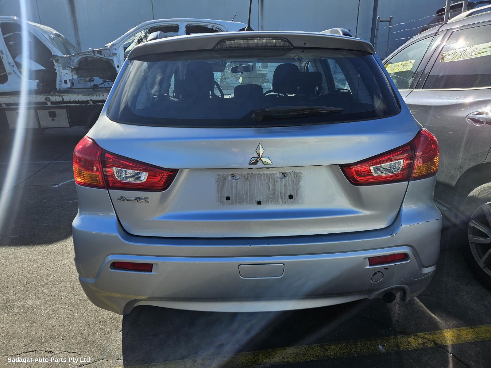 Mitsubishi Asx Left Rear Hub Assembly