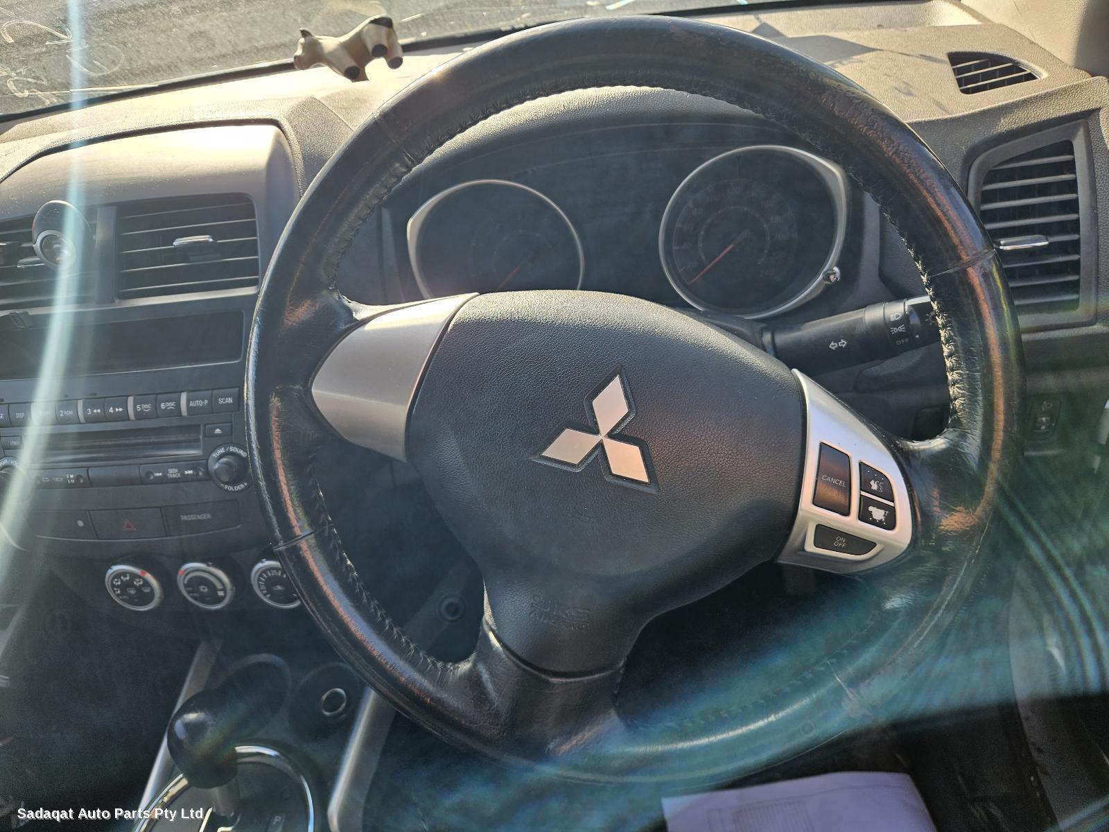 Mitsubishi Asx Left Rear Hub Assembly