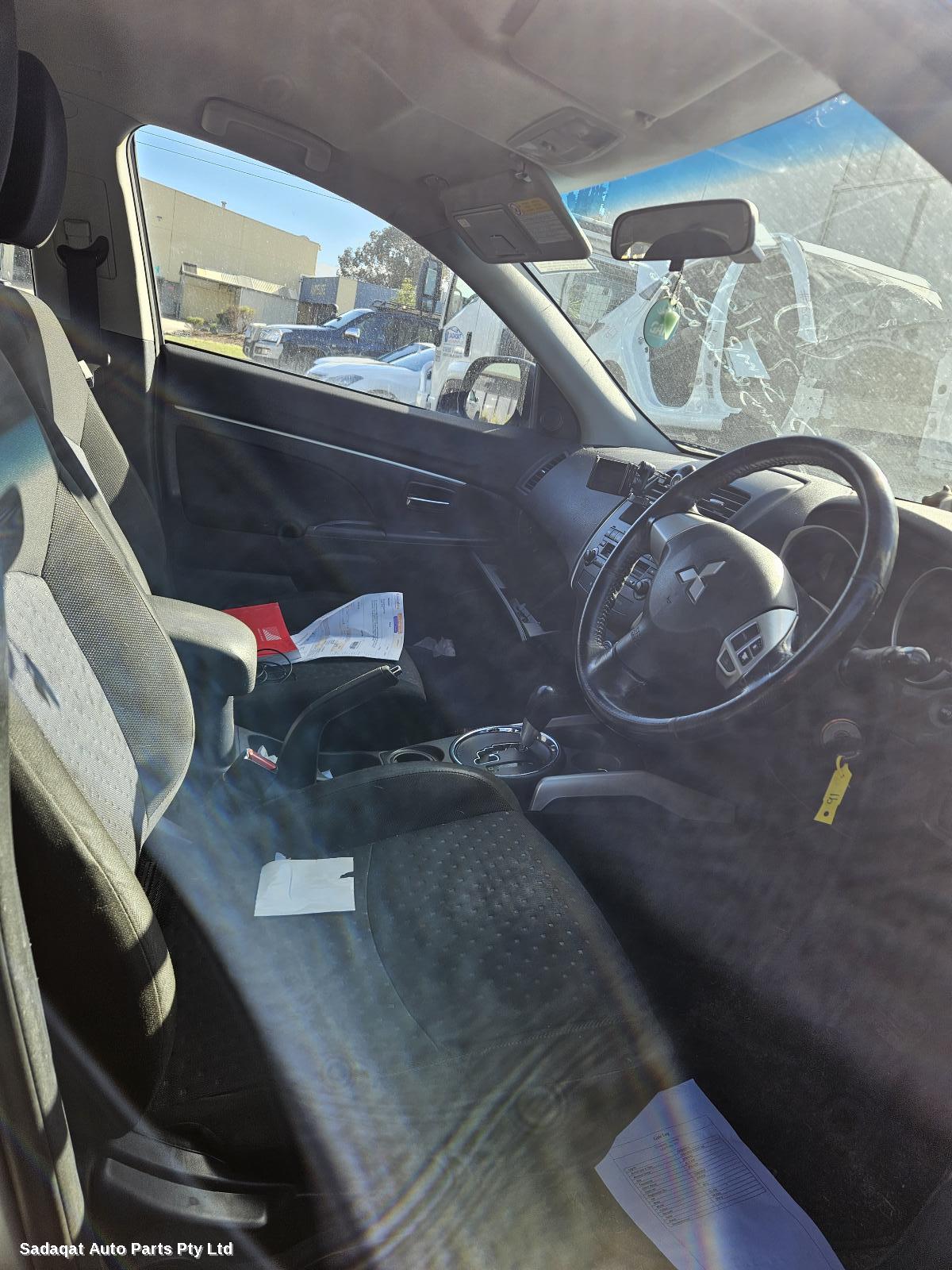 Mitsubishi Asx Left Rear Hub Assembly