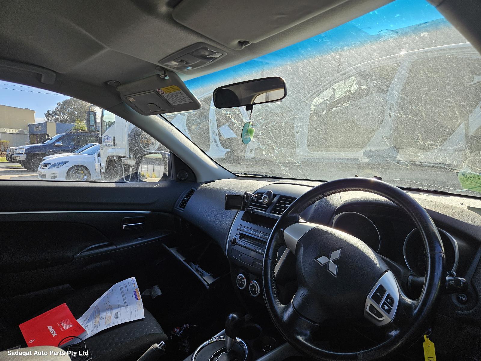 Mitsubishi Asx Left Rear Hub Assembly