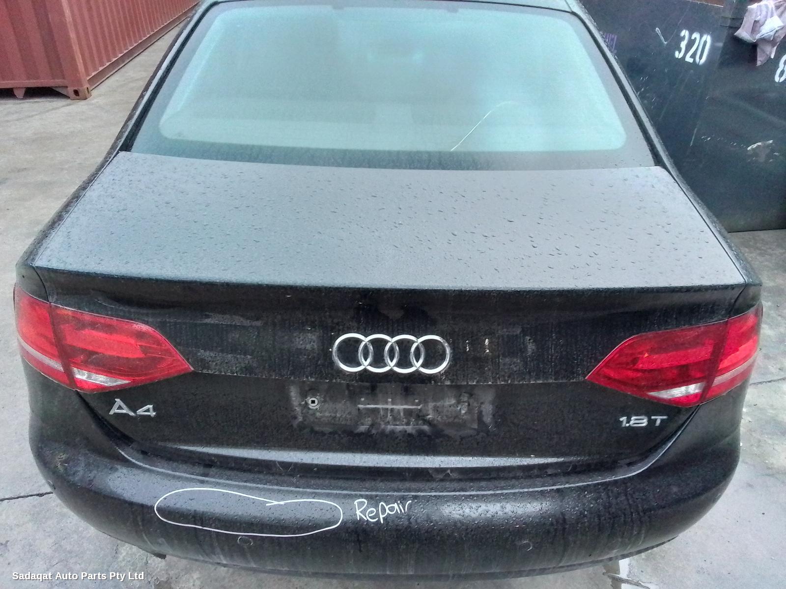 Audi A4 Bootlid/tailgate