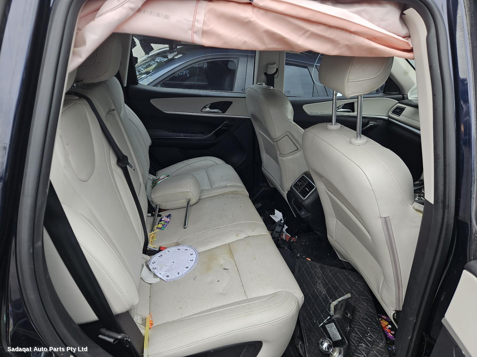 Mahindra Xuv700 Complete Rear Suspen