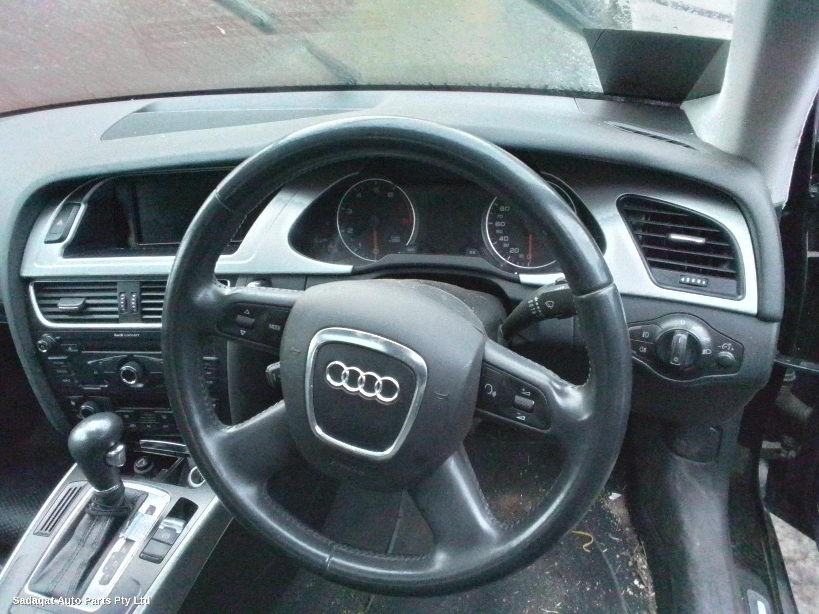 Audi A4 Bootlid/tailgate