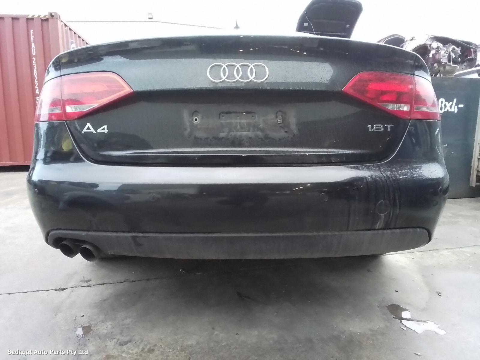 Audi A4 Bootlid/tailgate