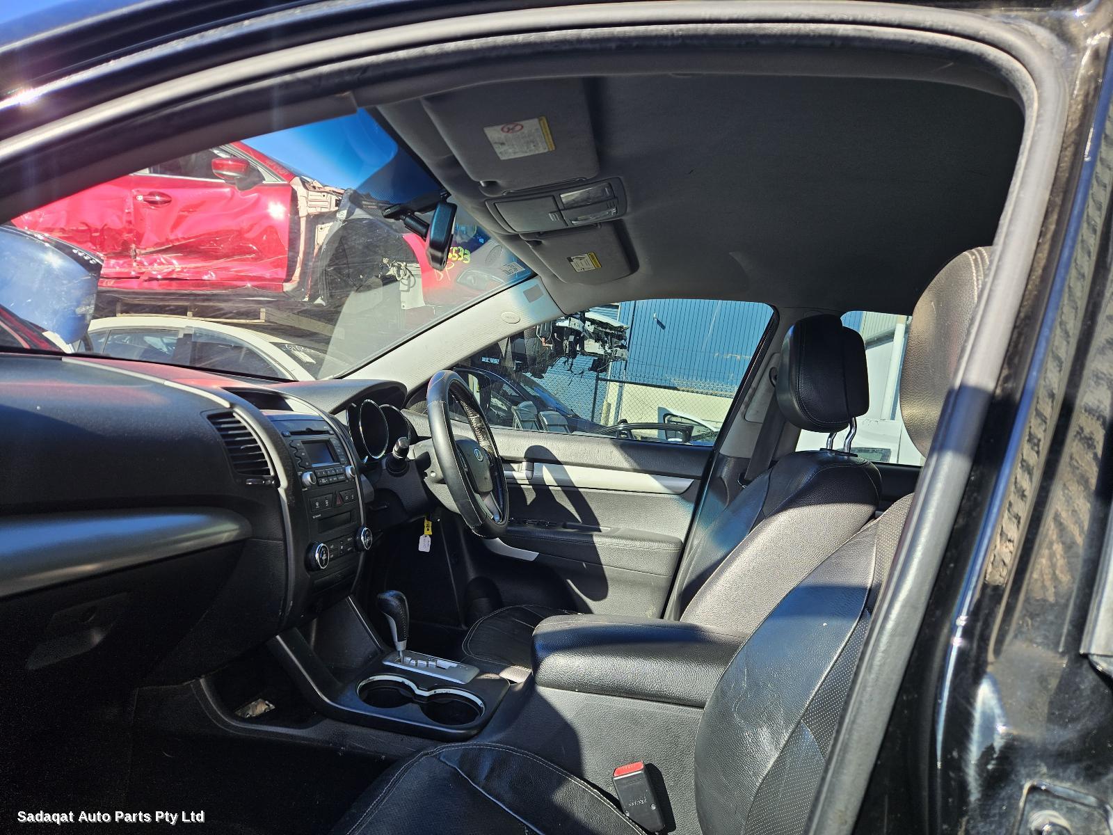 Kia Sorento Right Door Mirror